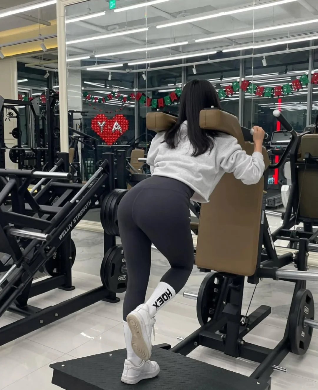 yesol姐，一双白袜走天下，糯米酸奶味道的女