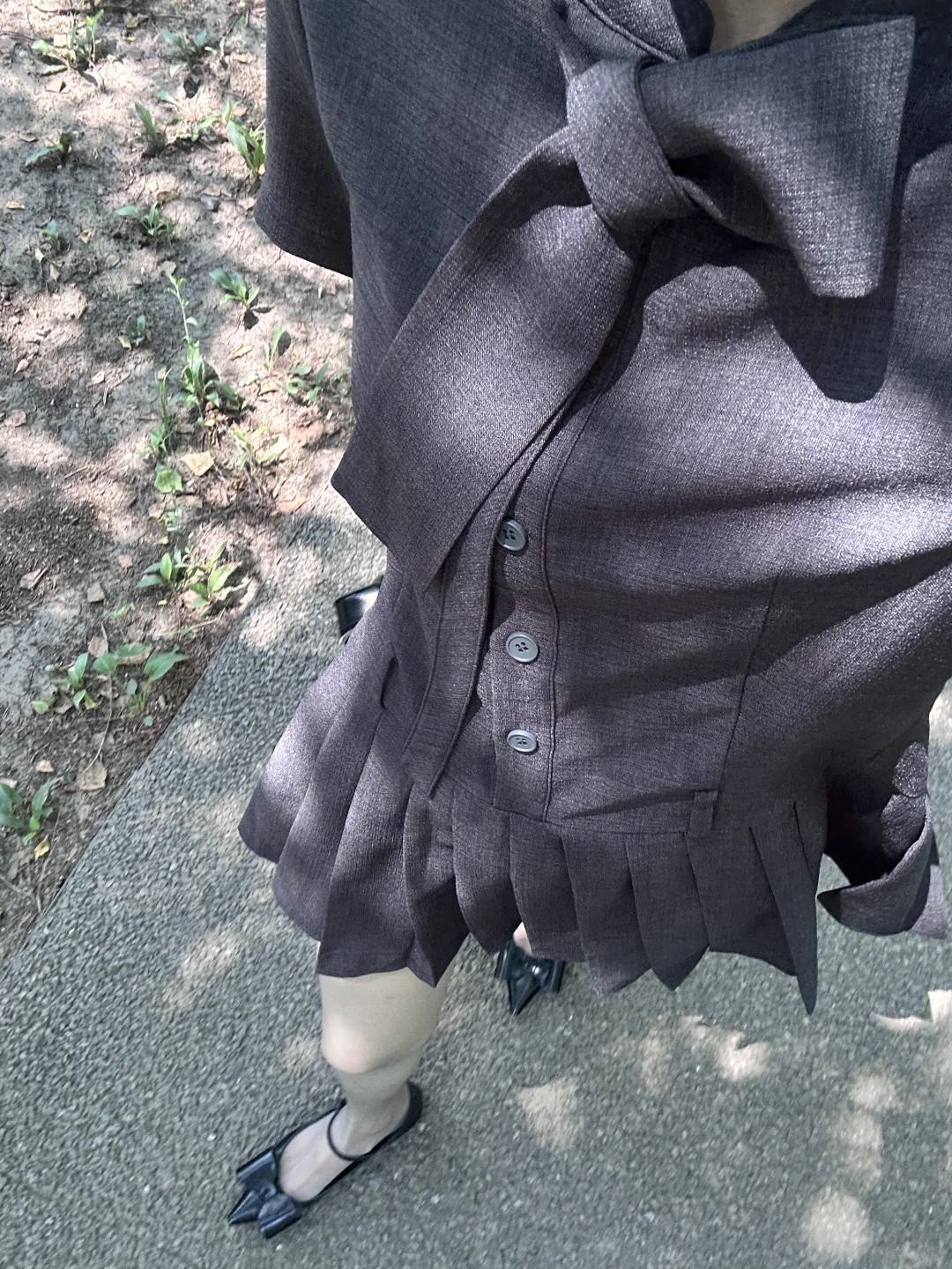 东北今天穿什么｜35°C的夏日格雷系穿搭☀️