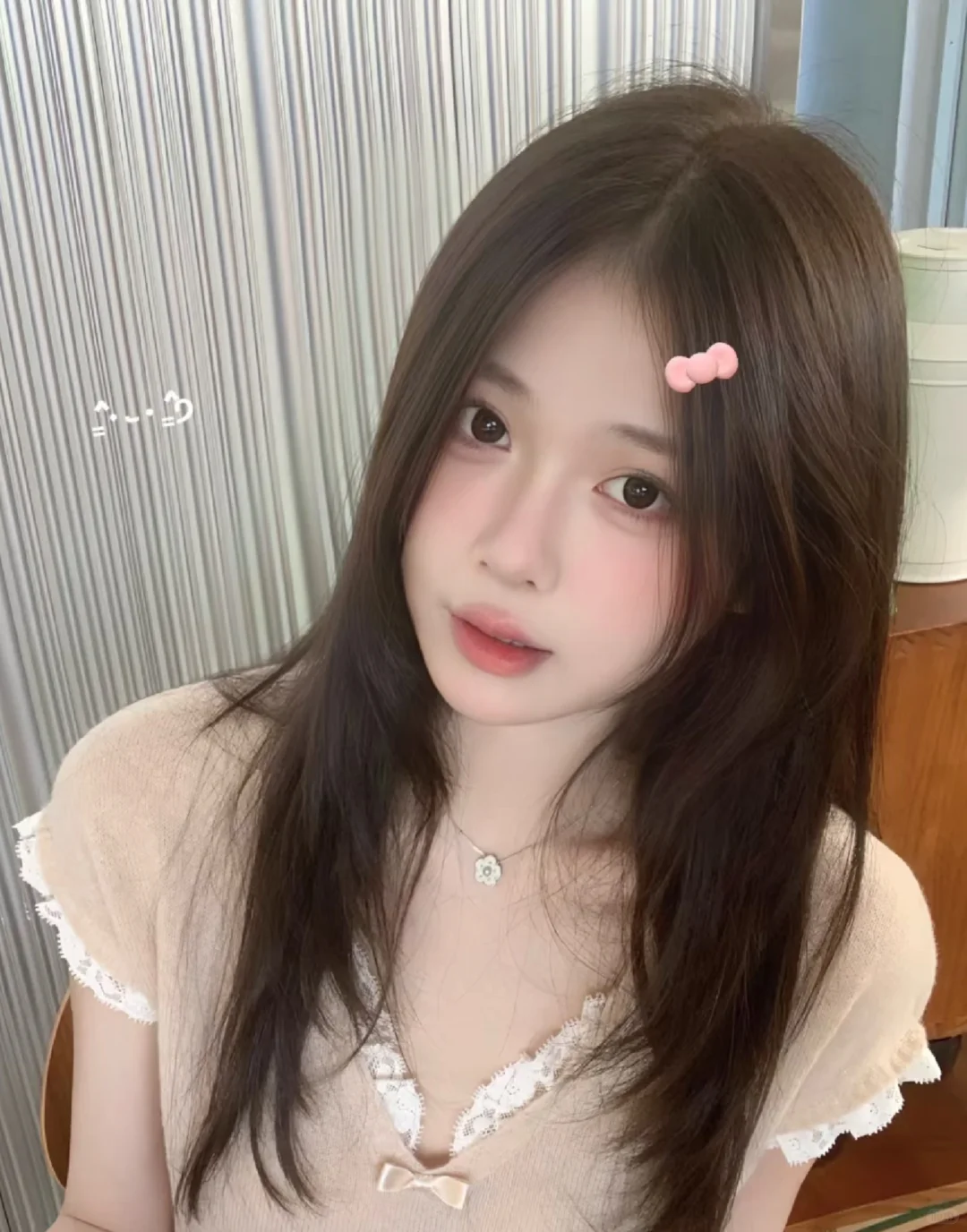 会发光的眼睛真的yyds！好看气氛感女生头像