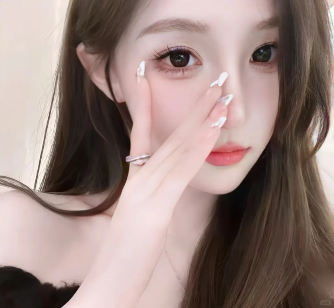 会发光的眼睛真的yyds！好看气氛感女生头像