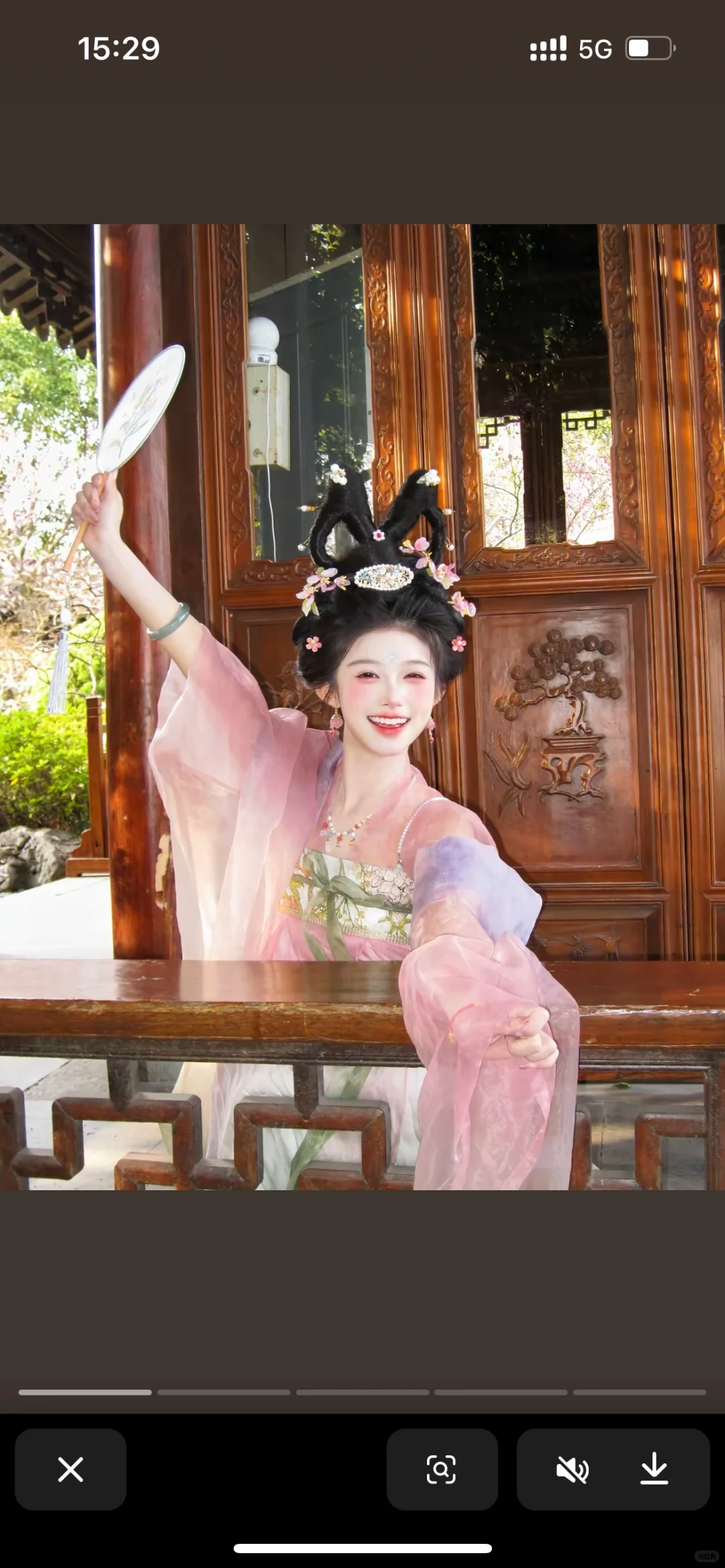 姐妹们帮我选选哪个造型好看 过几天要去拍