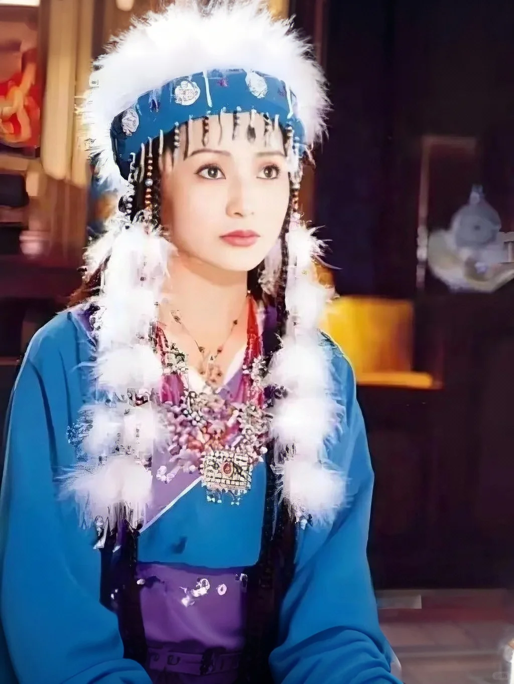 盘点一些清冷高贵的克莱因蓝女明星古装妆造