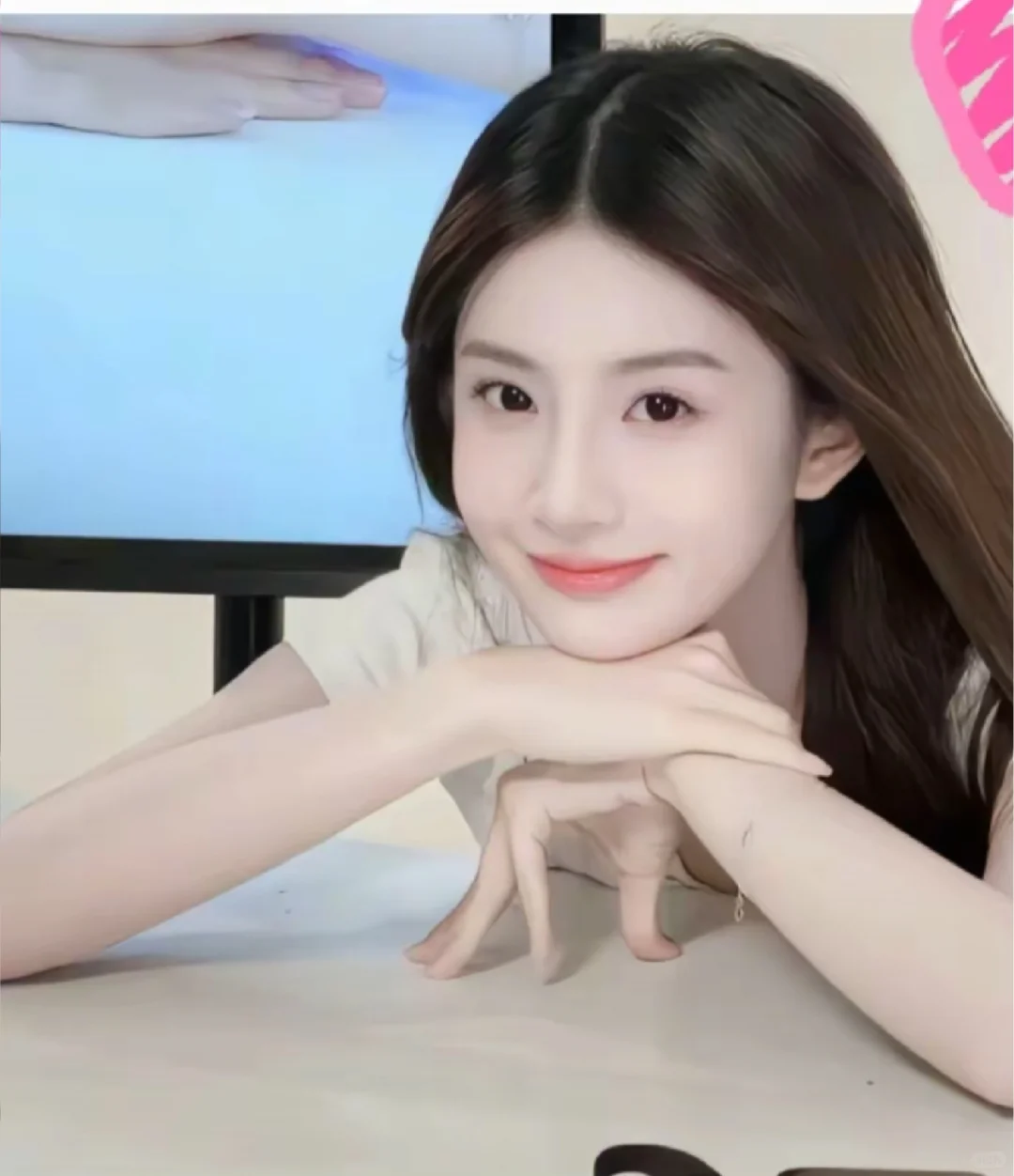 会发光的眼睛真的yyds！好看气氛感女生头像