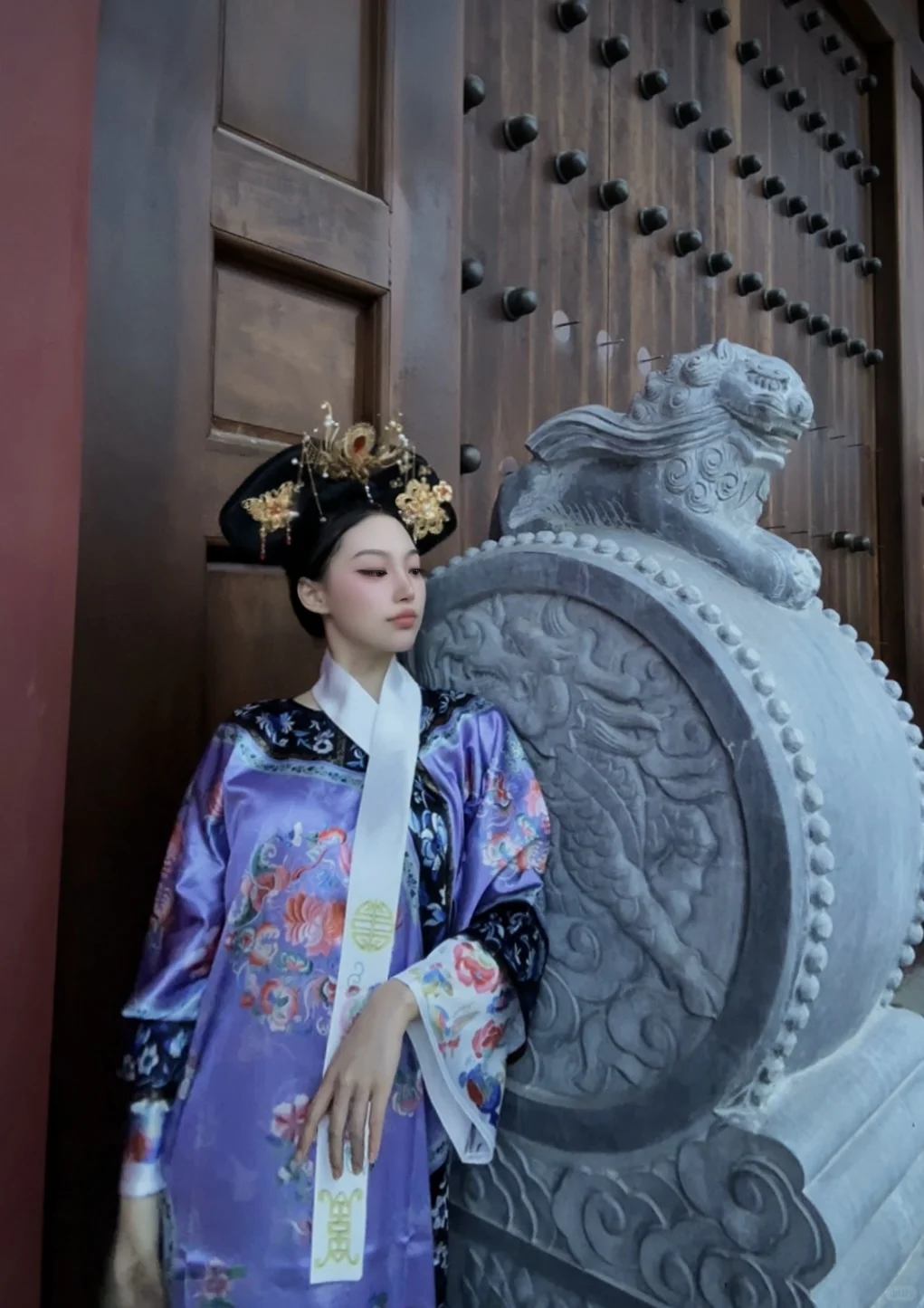 古代穿成这样会被太后皇后罚吧