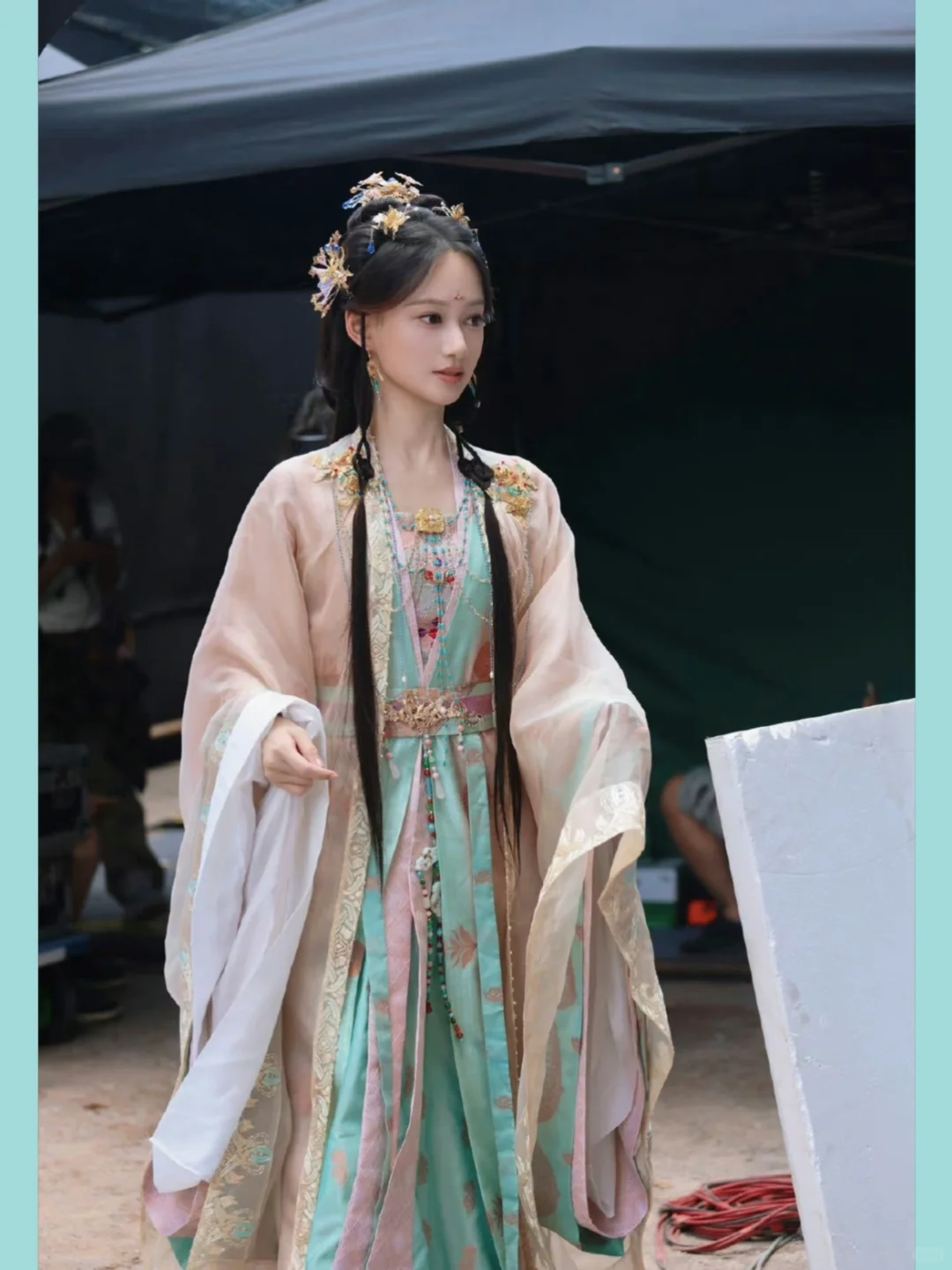 一些好看的华丽宫廷装🌸