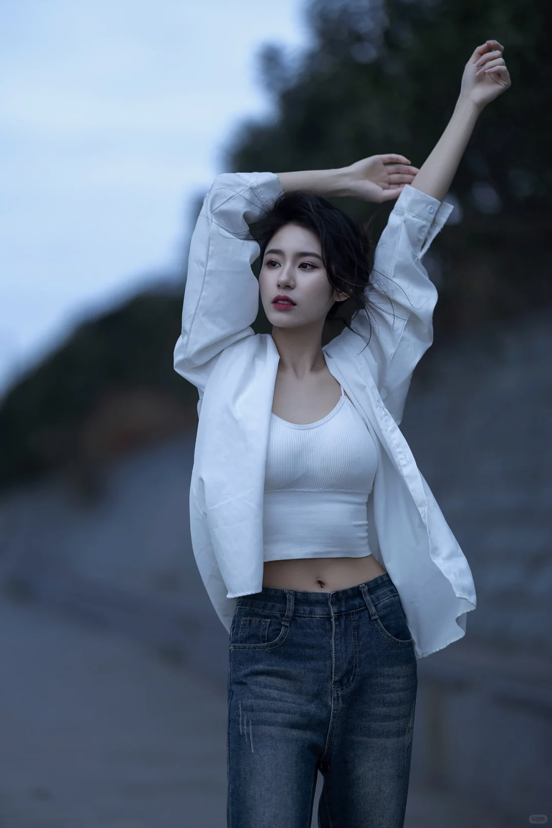 情绪片｜“傍晚去江边走走吧”