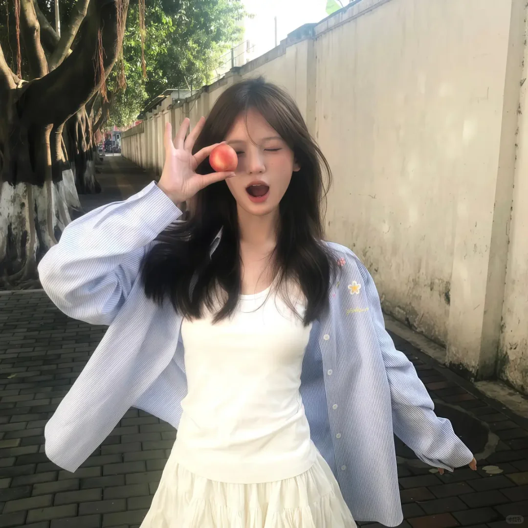 𝐒𝐡𝐚𝐫𝐞ｌ明媚清新女生头像