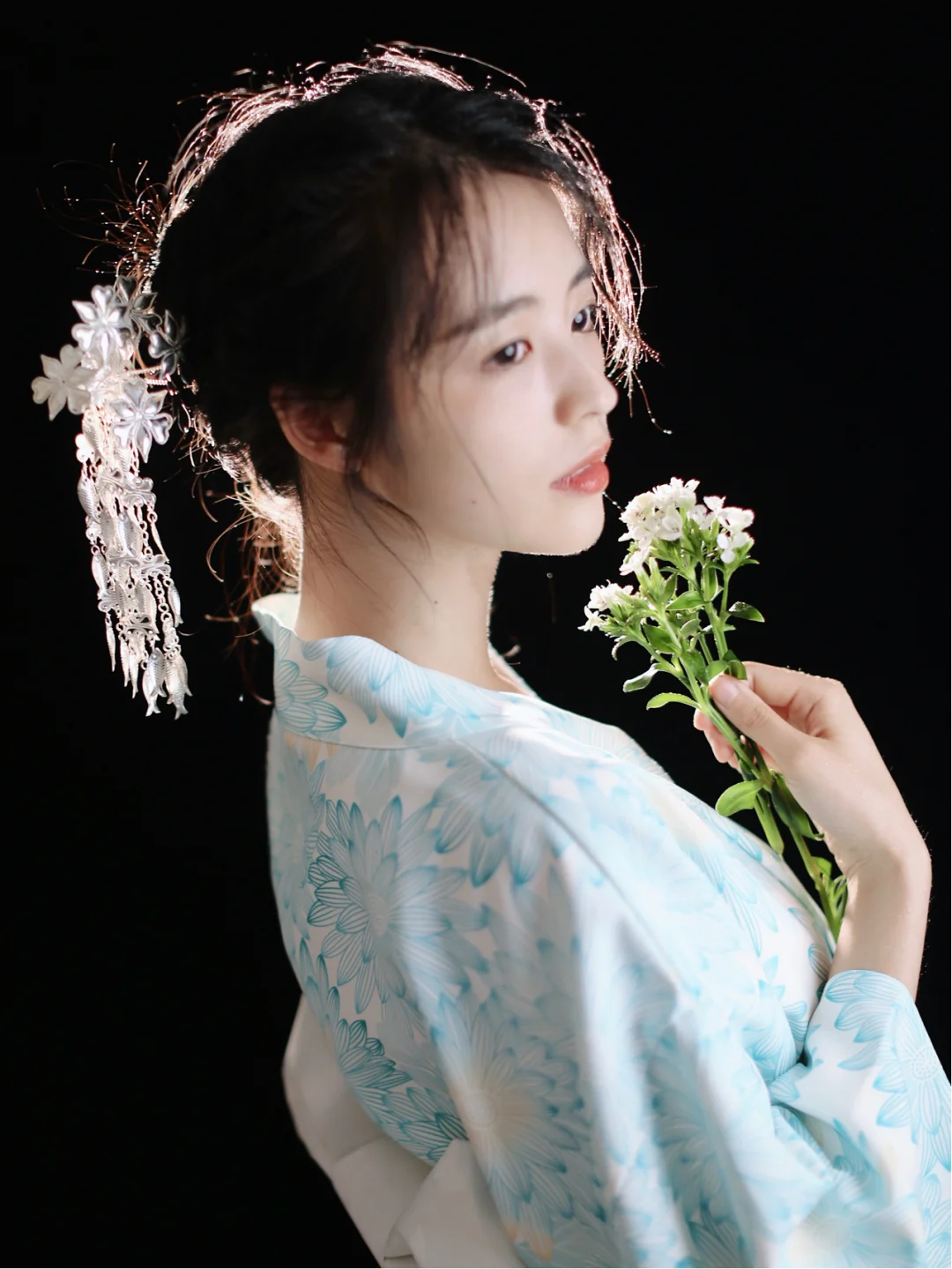 神明少女｜逆光写真拍照教程