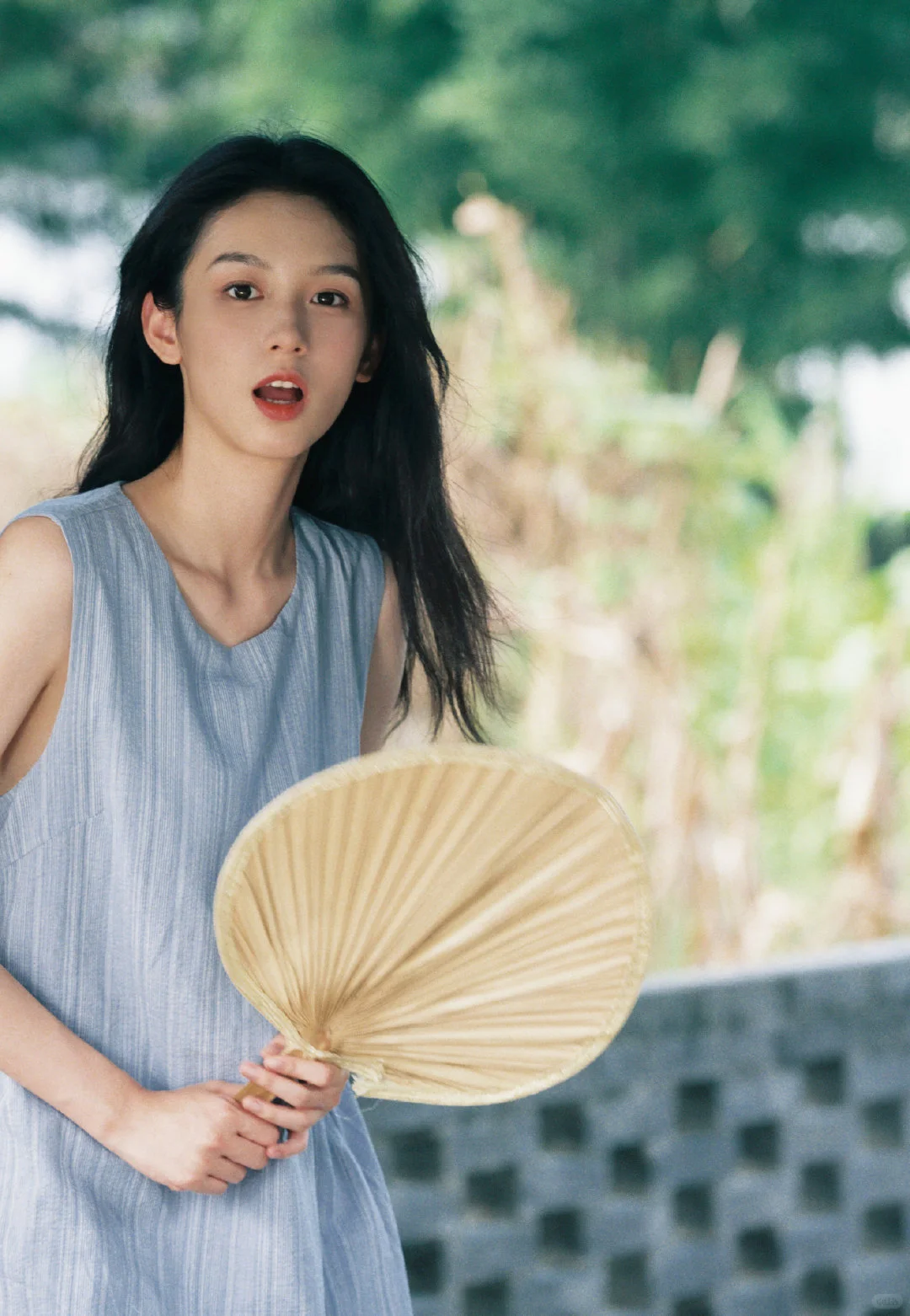 这组是谁拍的啊？镜头调色有知道的吗？