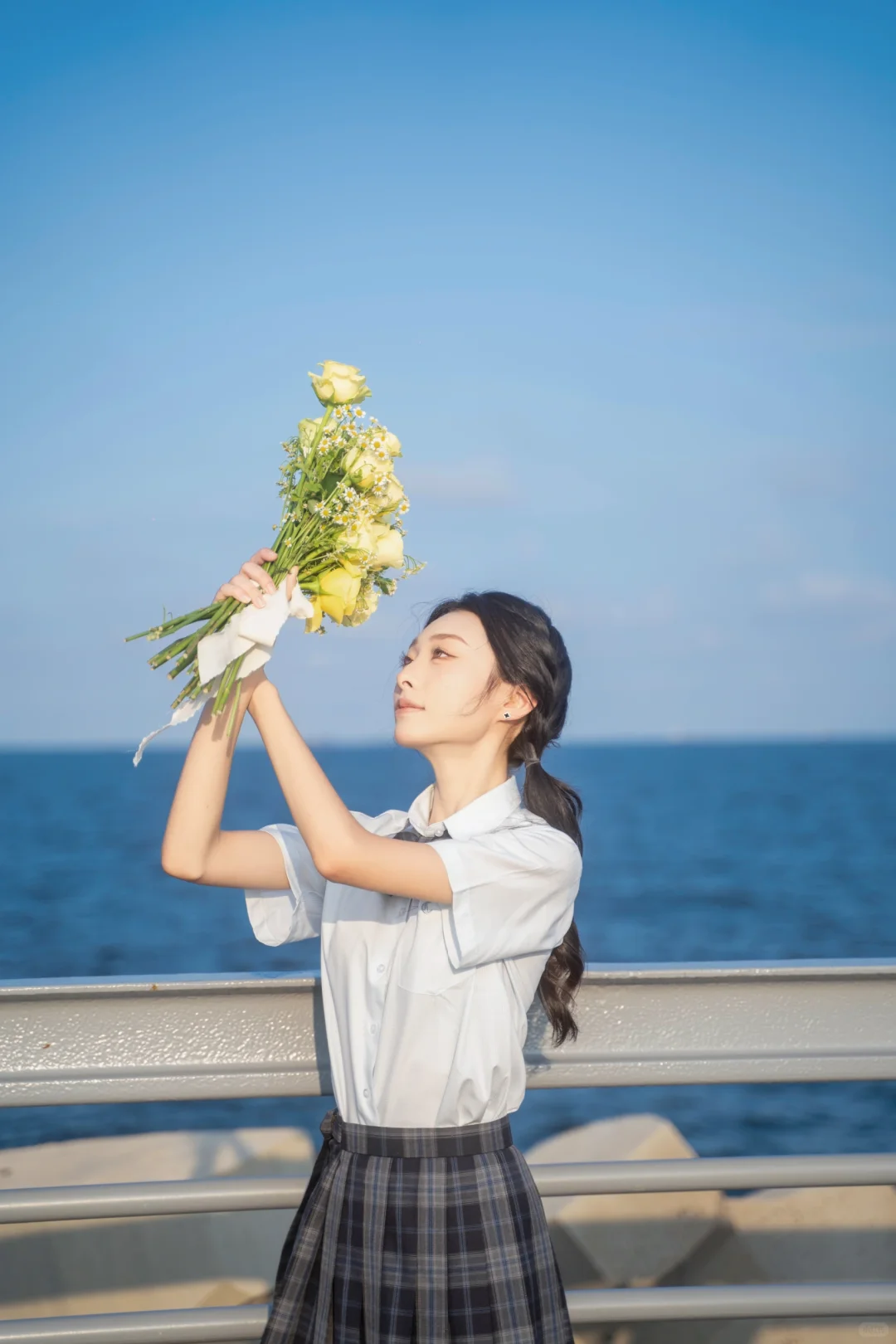 刚当完模特就开始工作ing