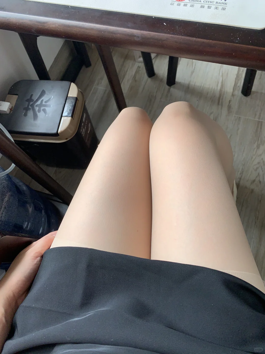 办公室丝袜第三天