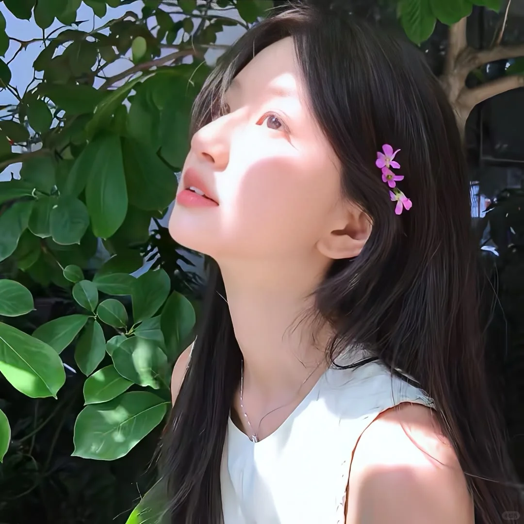 WeChat女头 | 我偏枯荣雨季不逢