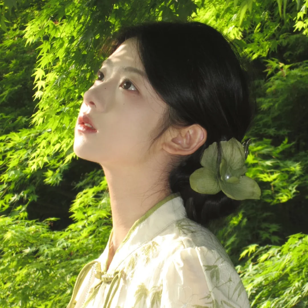 𝗪𝗲𝗖𝗵𝗮𝘁 春绿