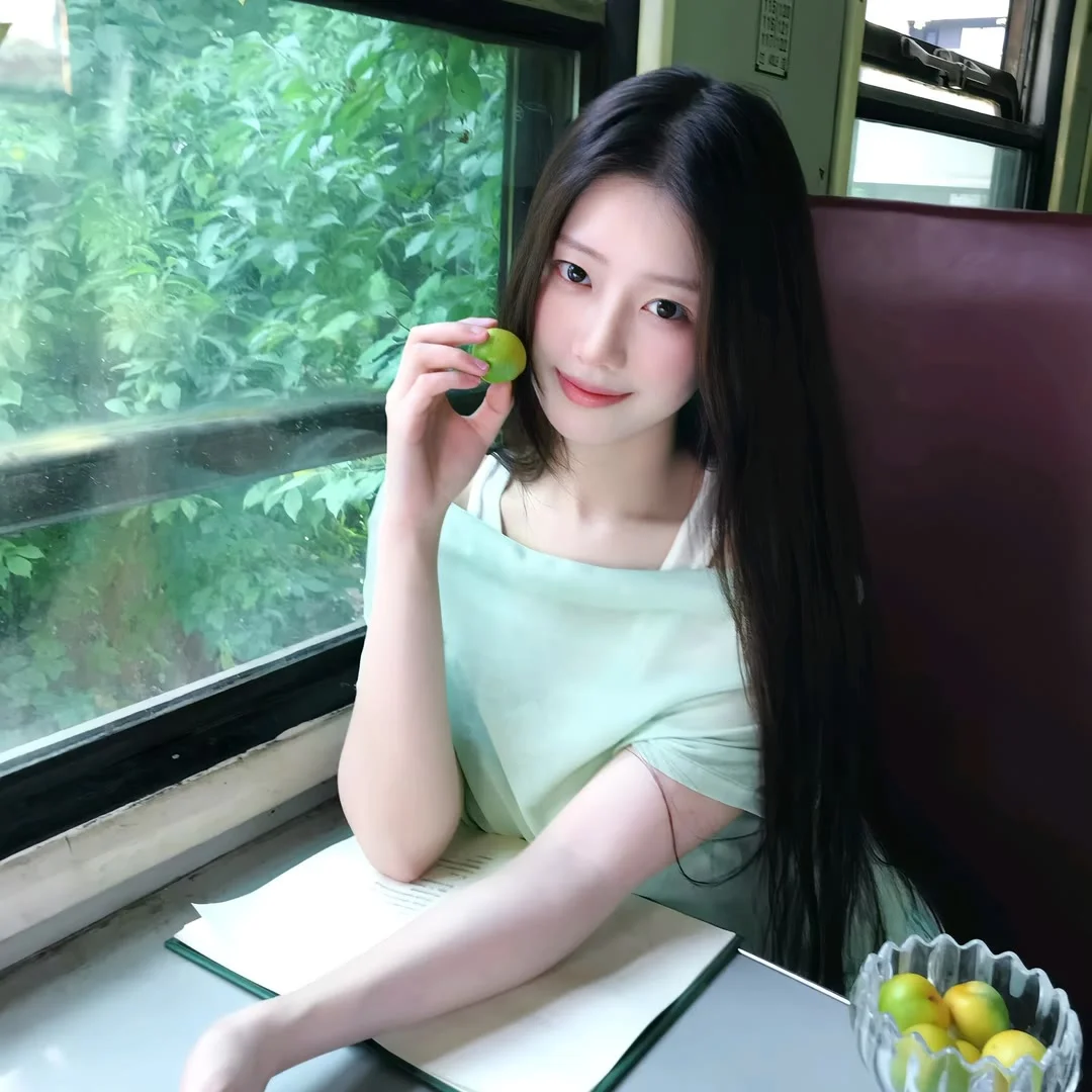 WeChat女头 | 我偏枯荣雨季不逢