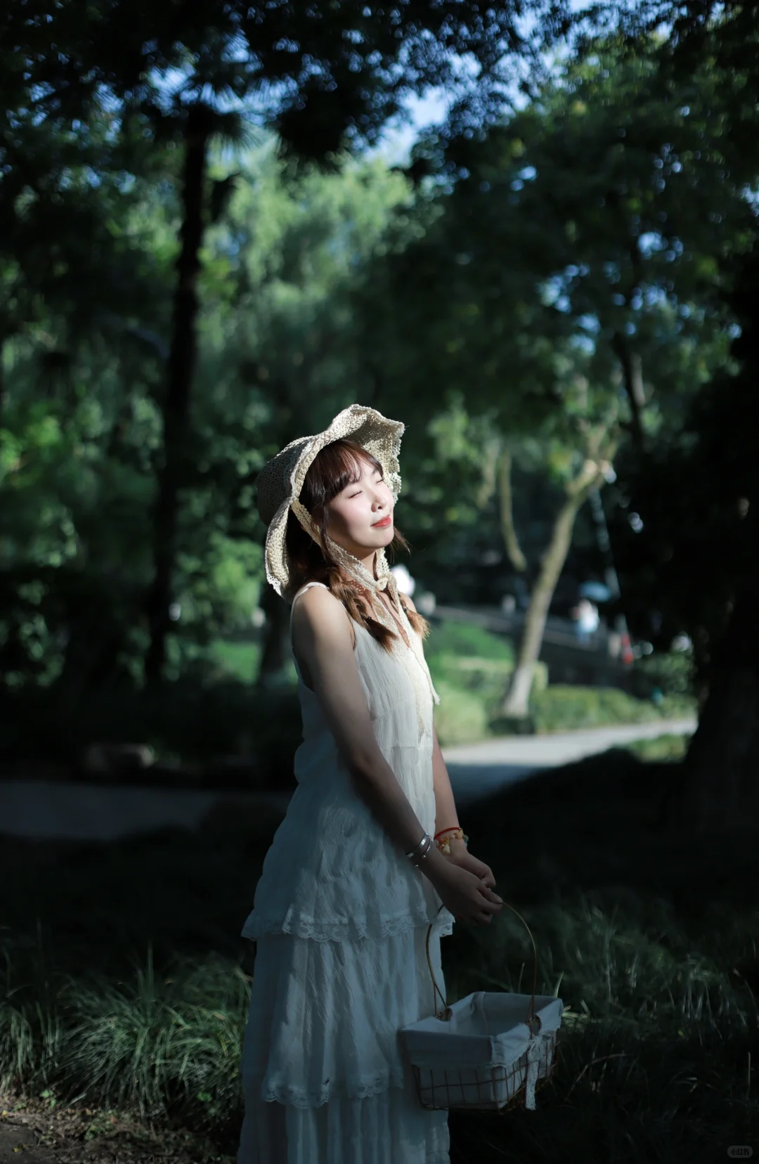 吊带裙｜天，被朋友圈问爆的白裙👗