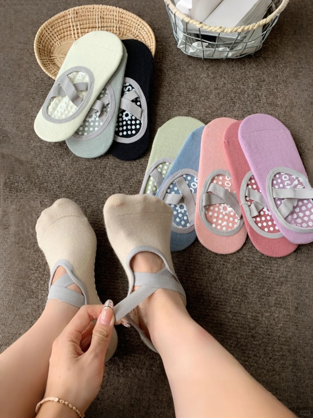 “夏日水蜜桃”普拉提女孩的运动神袜，美哭了