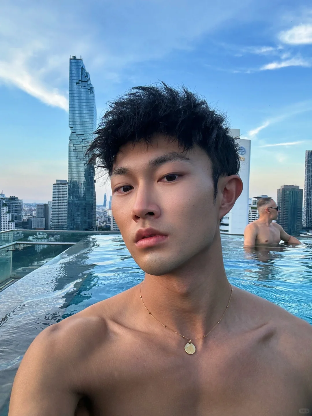 曼谷🇹🇭无边泳池 | 与泰兰德的初次见面🌇
