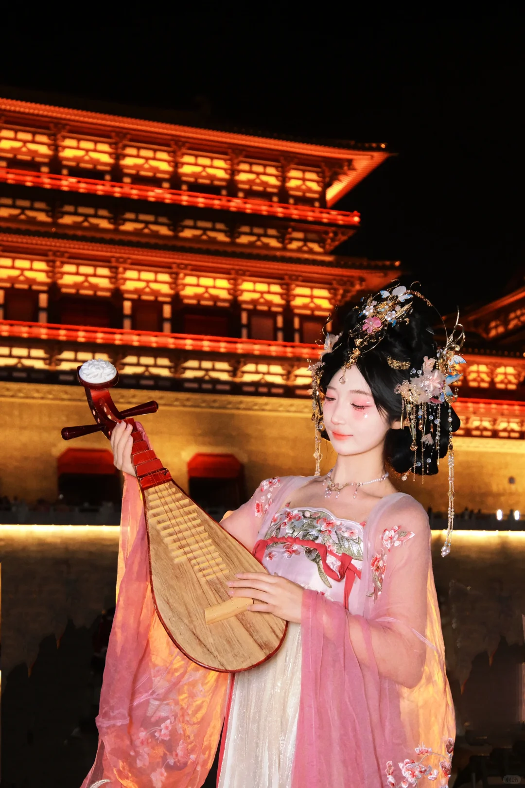 洛阳古装妆造已经卷到这种程度了