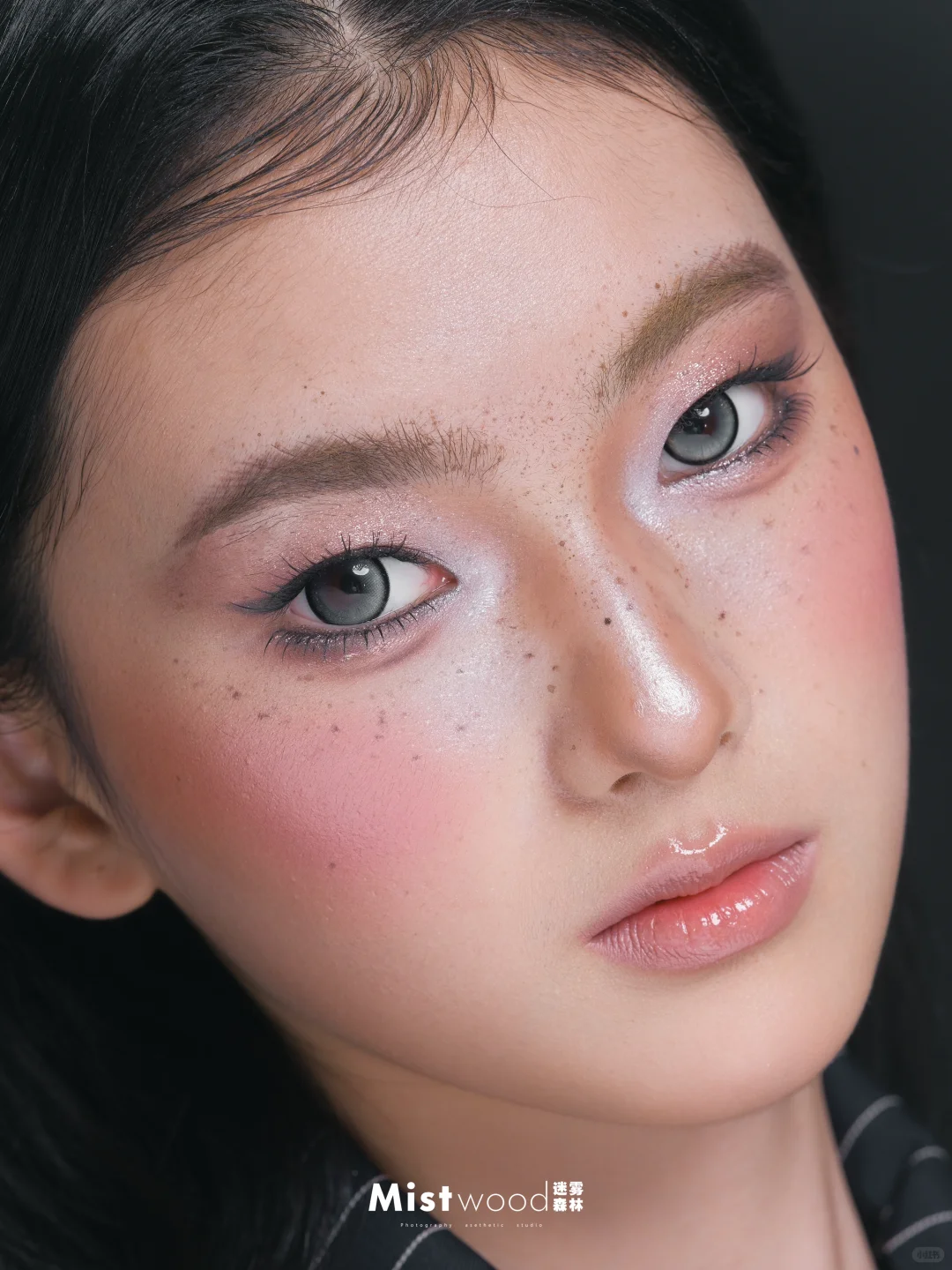 学院风和高智感的碰撞|甜酷写真