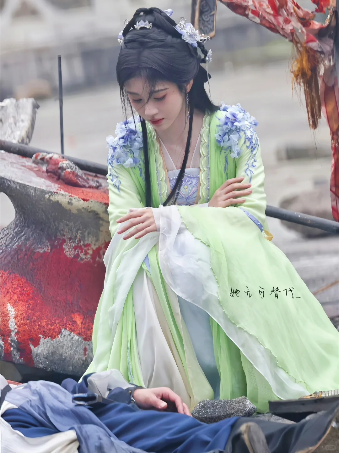 鞠婧祎的造型师要是早点开窍