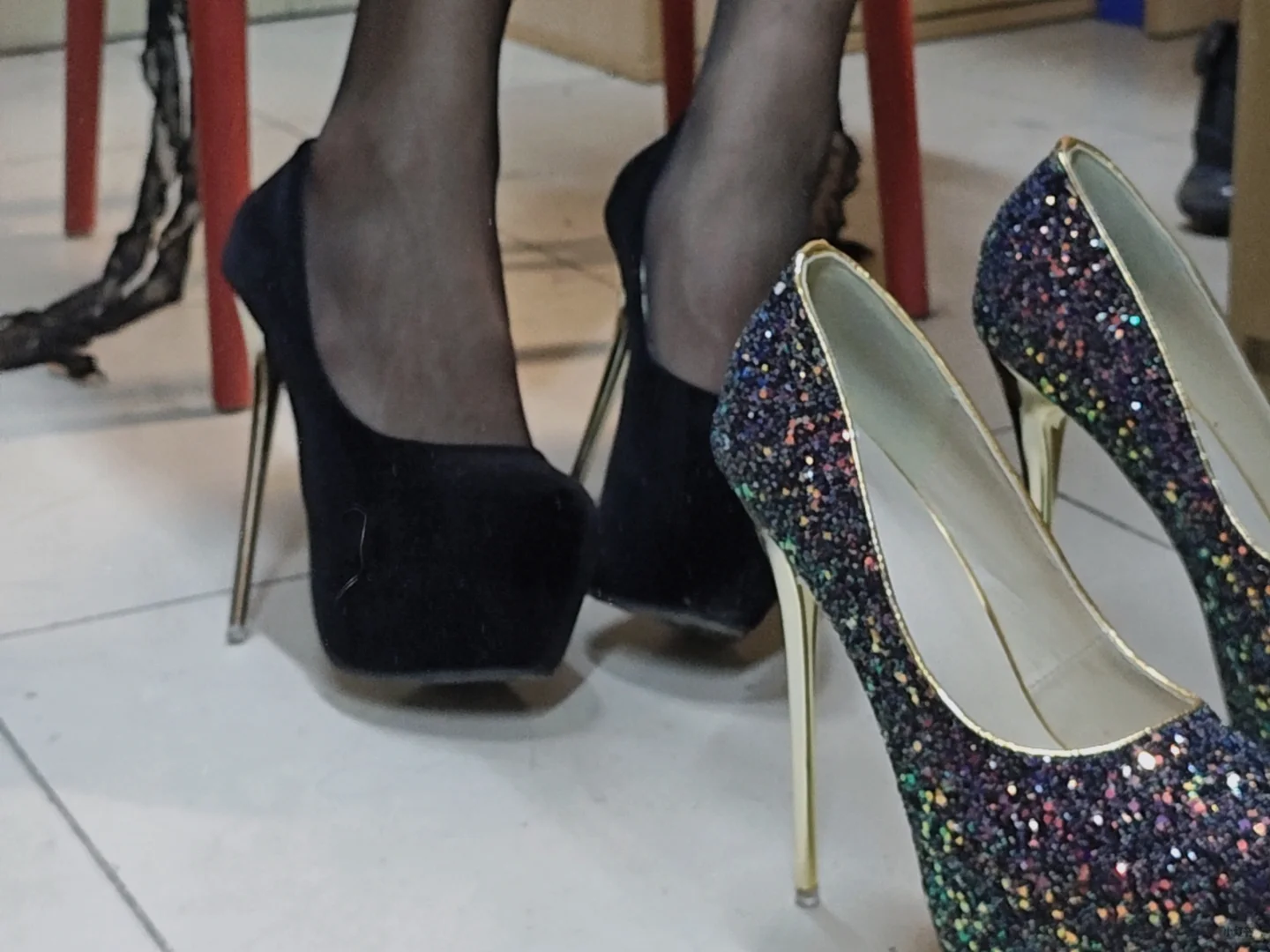 所以16cm👠的受众是？