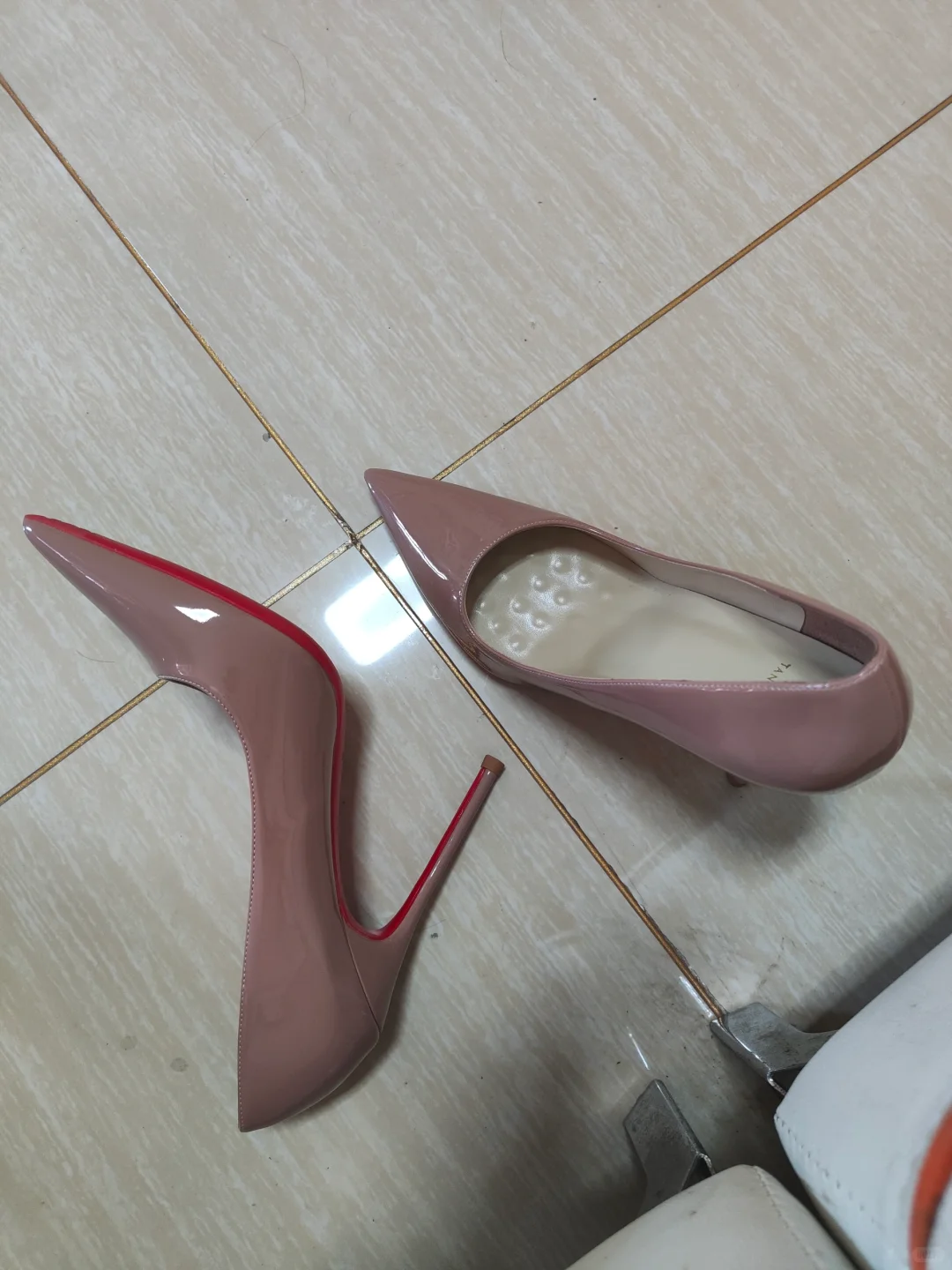 穿高跟鞋👠的季节、12厘米真心驾驭不了