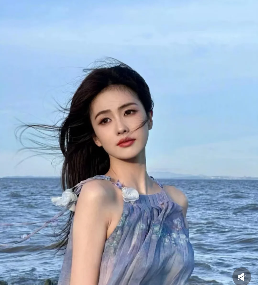 真的有被这个女孩美到！！！