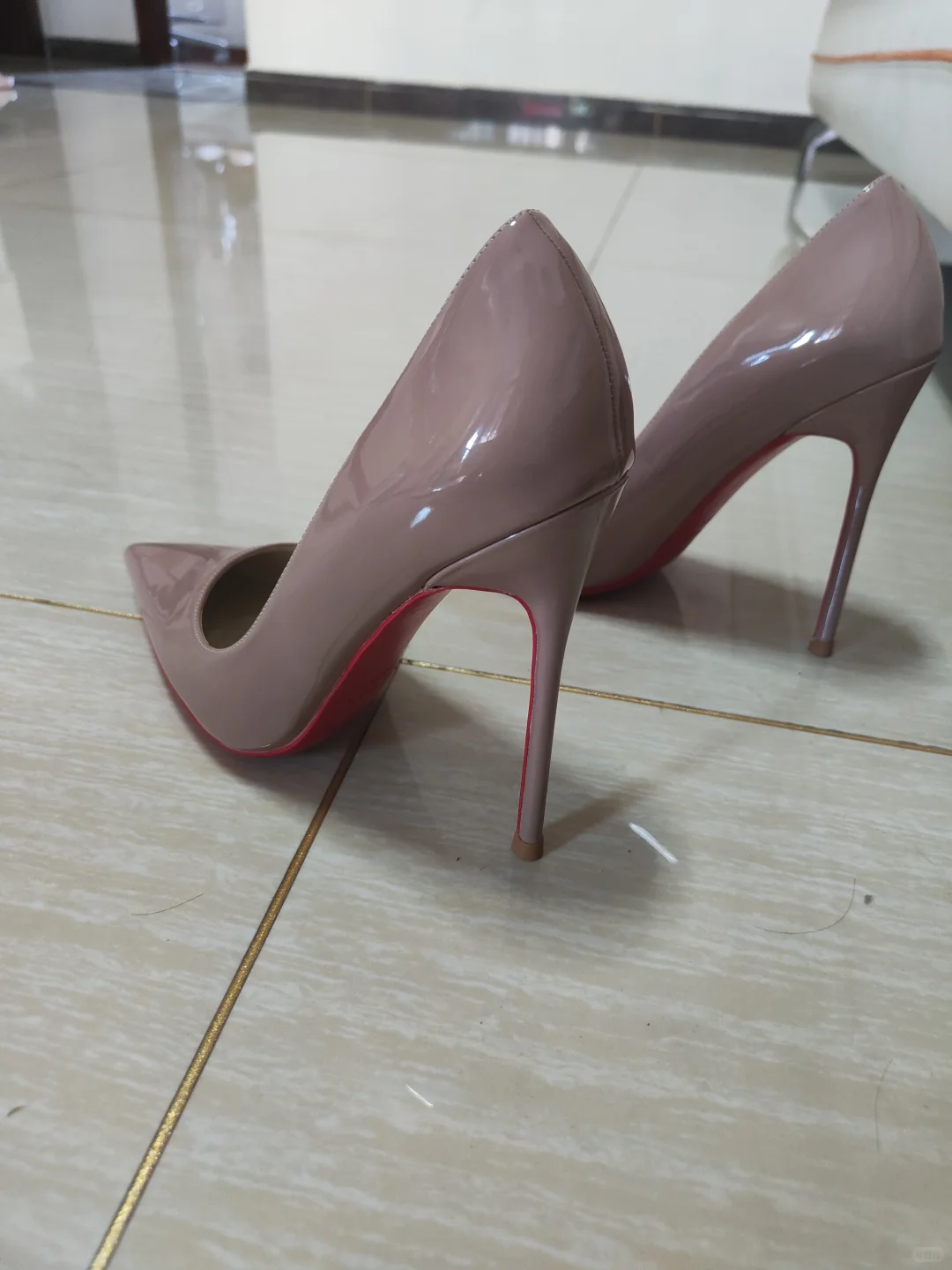 穿高跟鞋👠的季节、12厘米真心驾驭不了