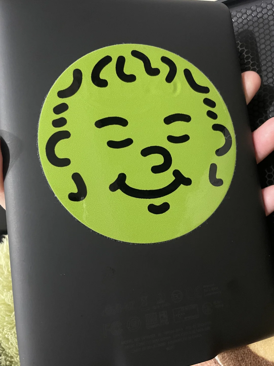 ➗一个黑（4g）kpw3