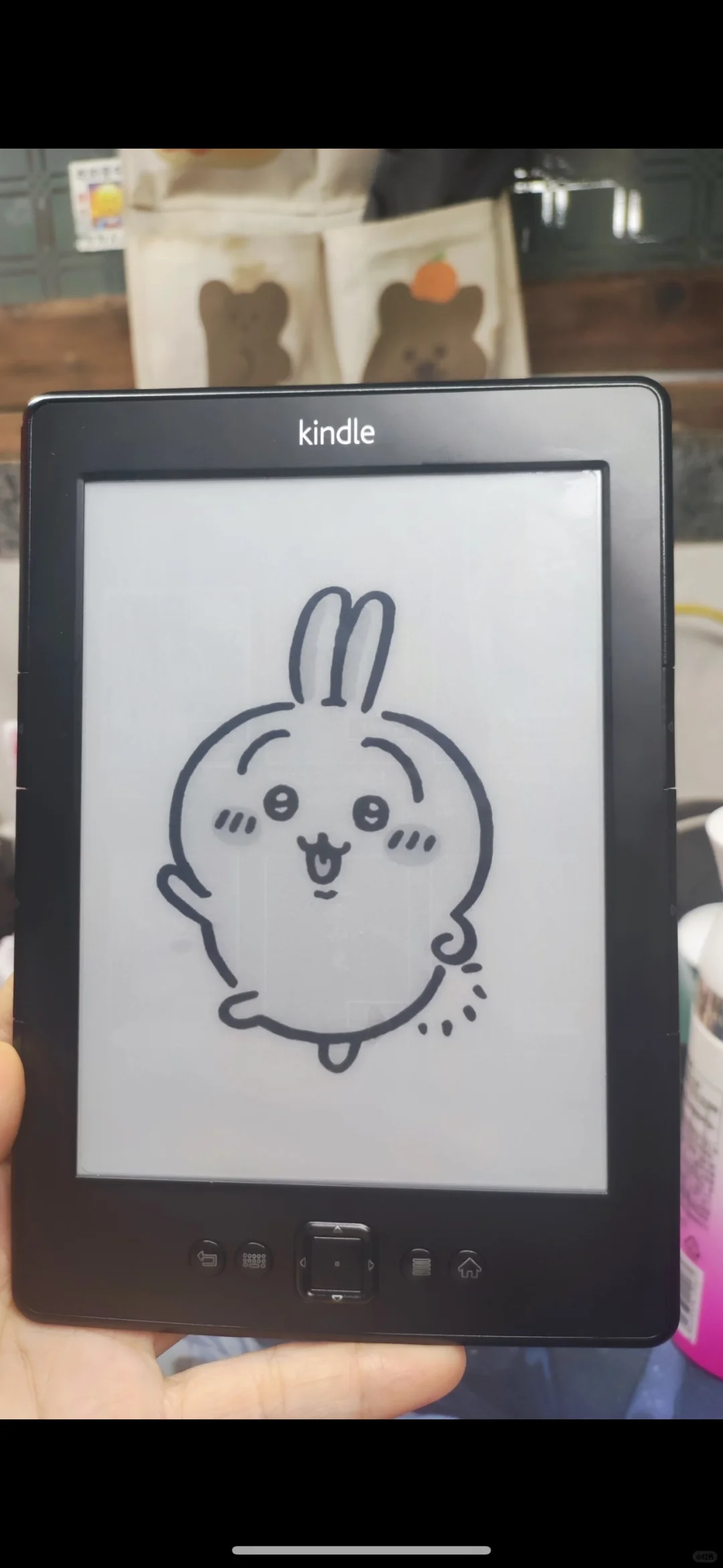 借图收一个kindle k5或者k4