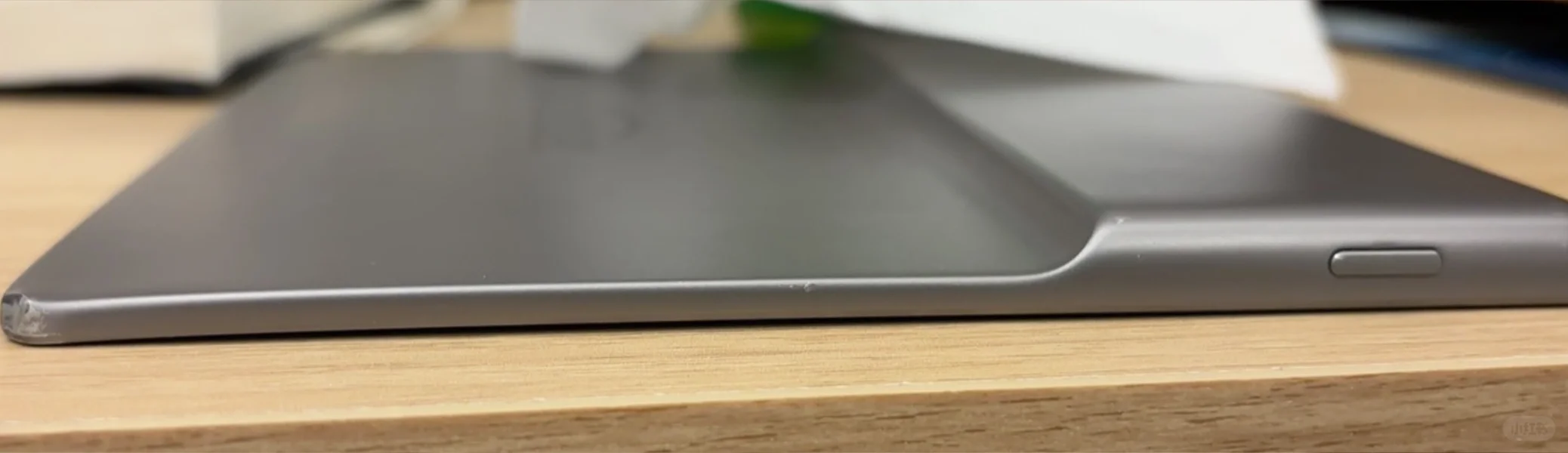 kindle oasis系列都容易弯吗