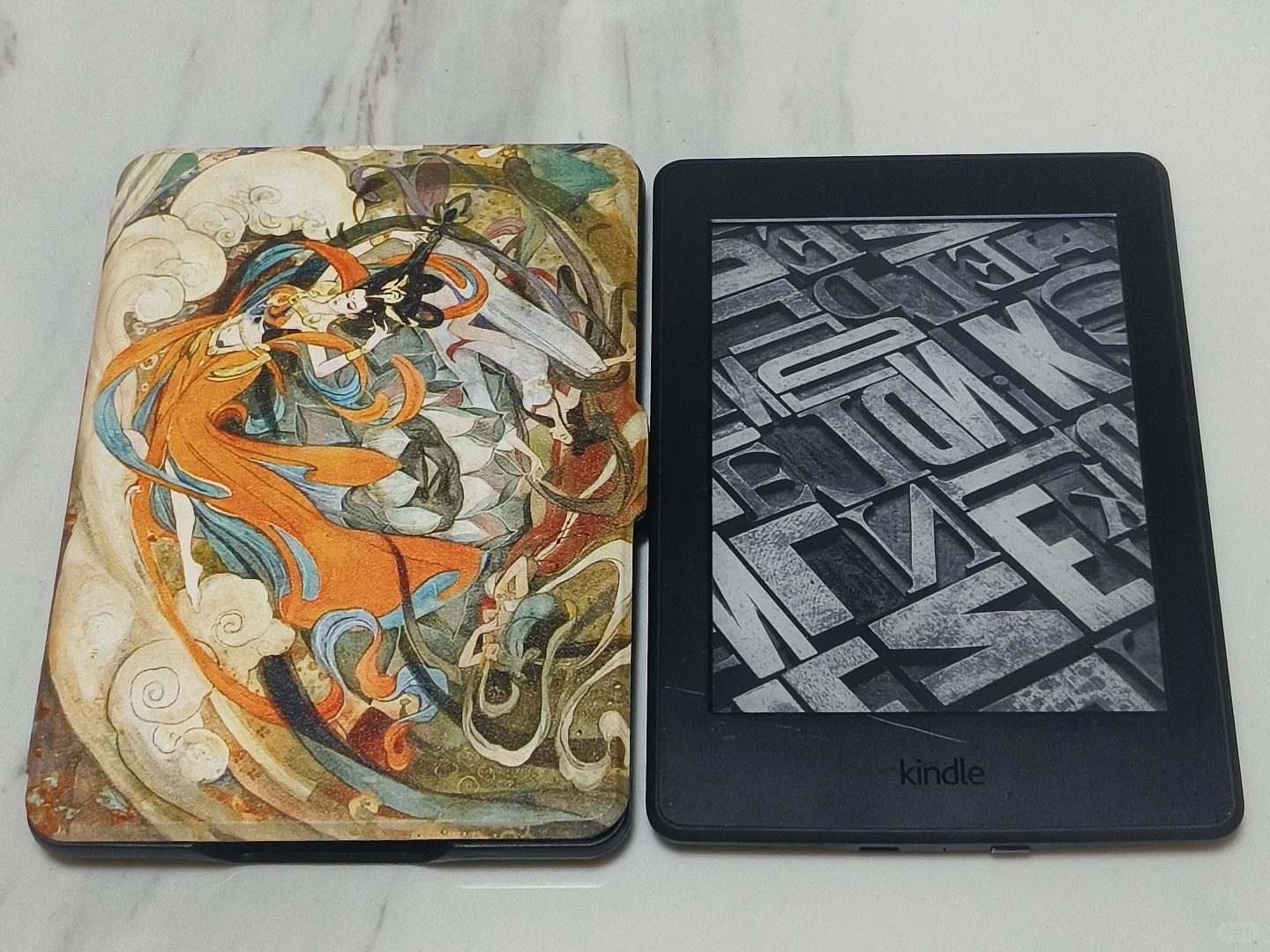 出 Kindlepaperwhite3 黑色 4g