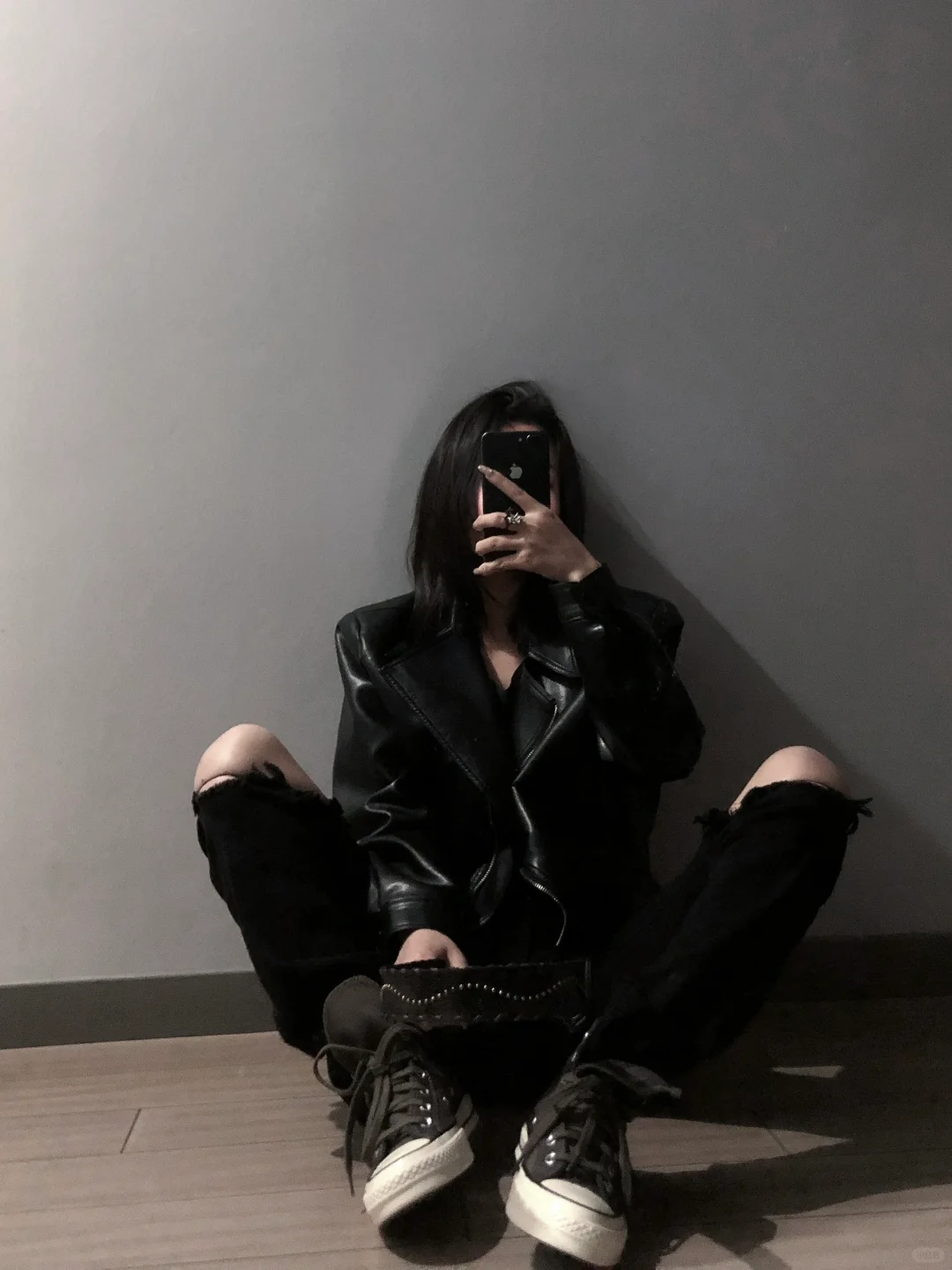 帅衣 忍一下