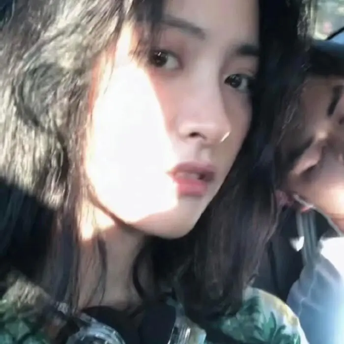 沈月〡女生头像清纯甜美纯欲清新可爱背景图