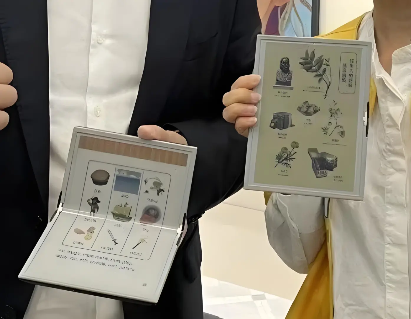 全球首款可折叠彩色电子书阅读器发布了