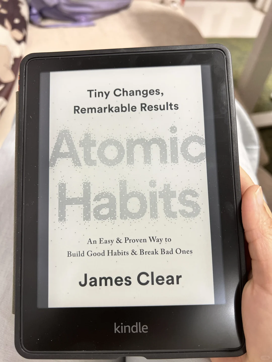 新收了个kindle，想看看大家的壳子