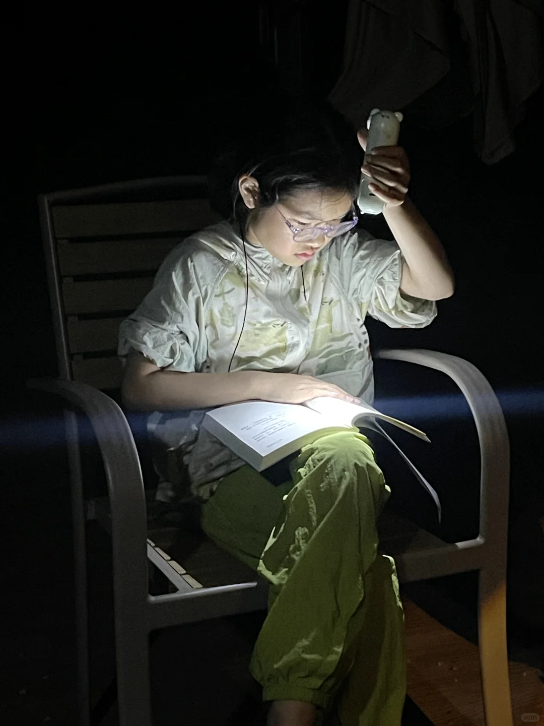 这个画面最终还是让我买了电纸书