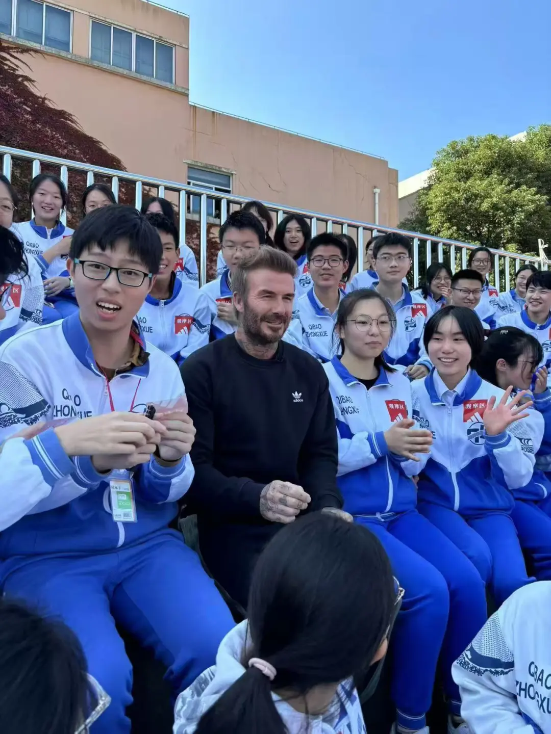 贝克汉姆来七宝中学啦