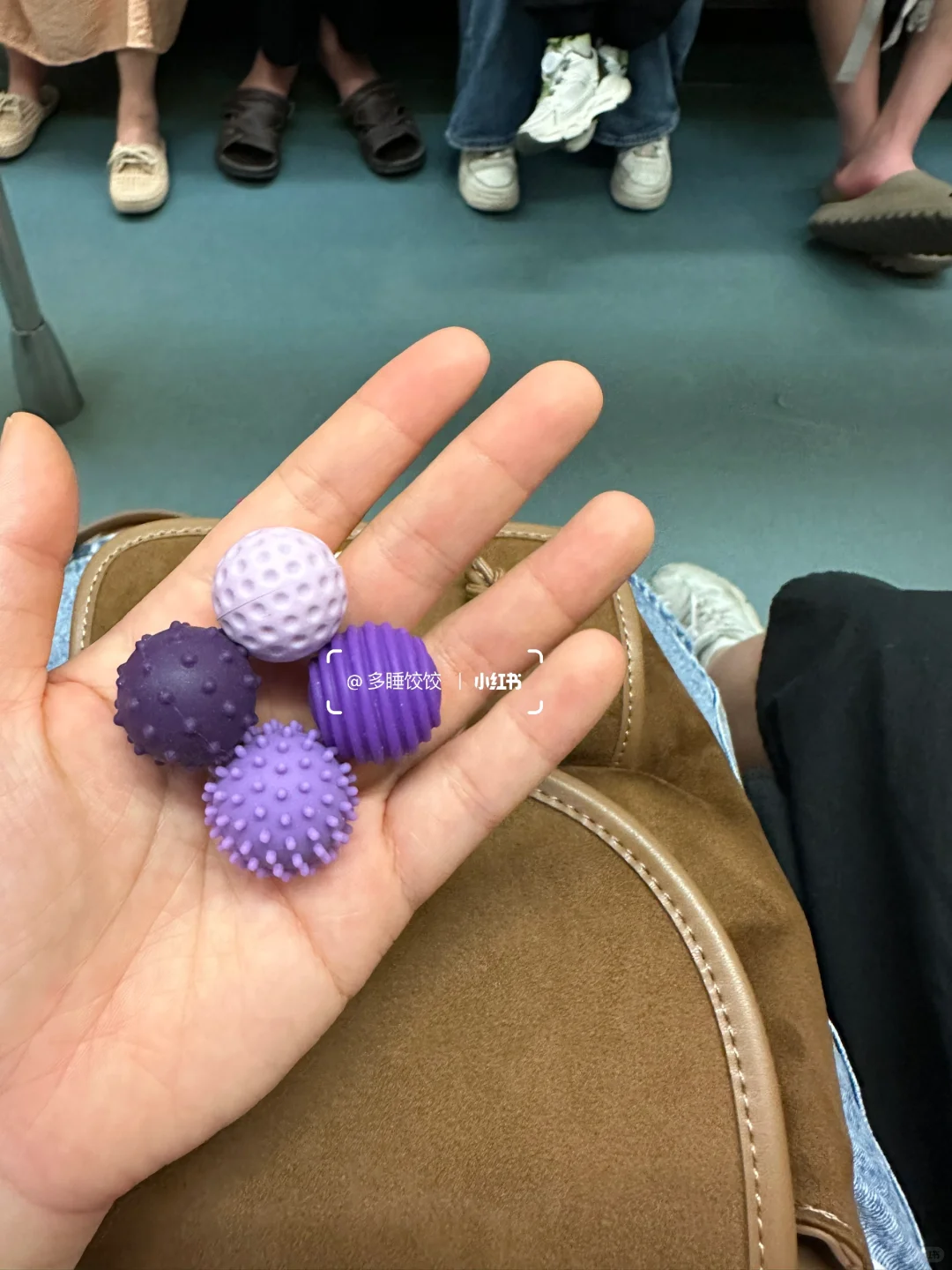 四颗丑豆子居然把我焊在图书馆5小时！！🤔