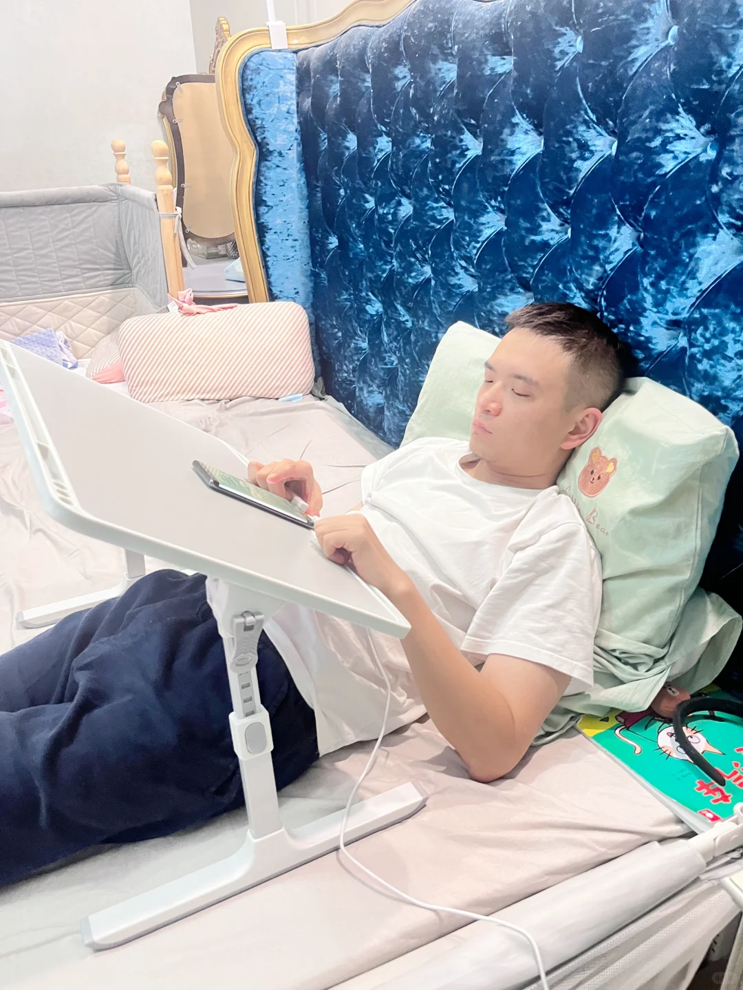 Word妈！退了3⃣️次才发现这个赛鲸平替床上桌