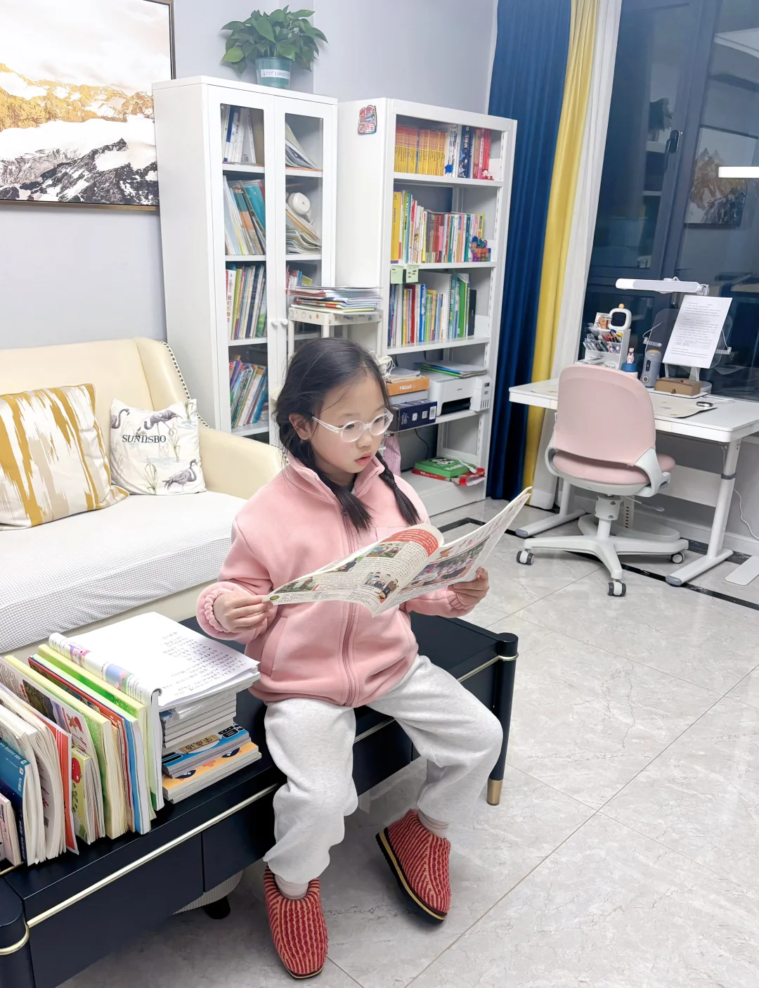 像是生了一个“吃书”的小孩！很神奇