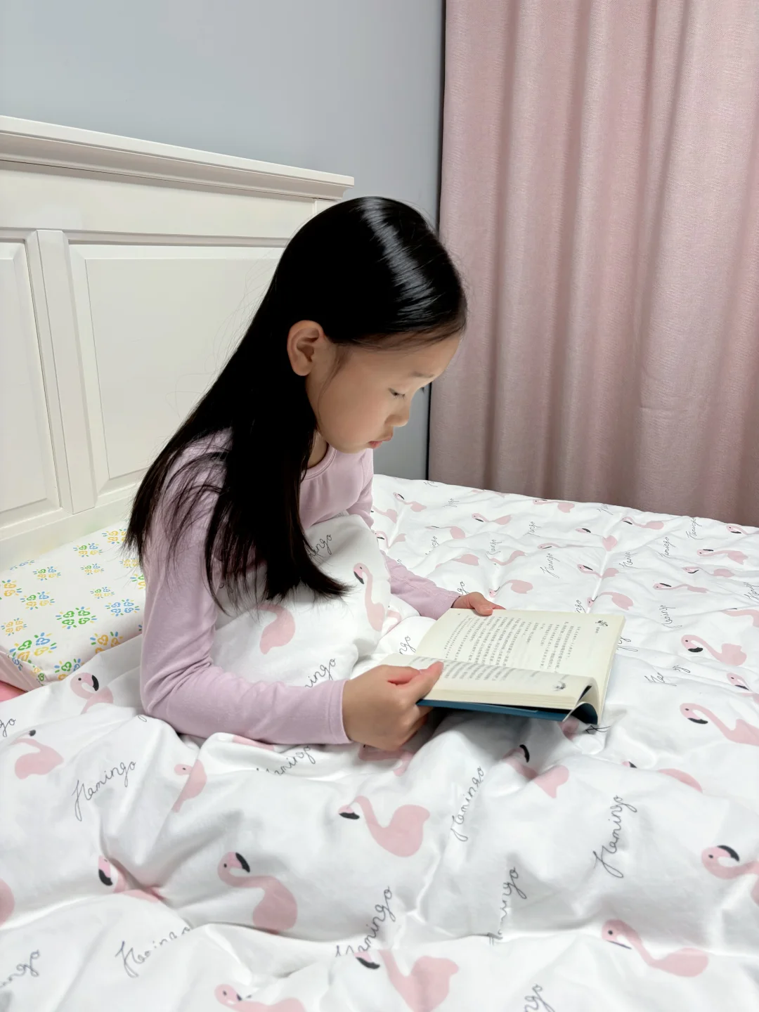 像是生了一个“吃书”的小孩！很神奇