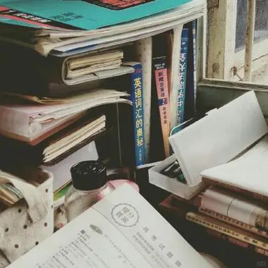 你不爱阅读，而我却为书痴迷难戒。