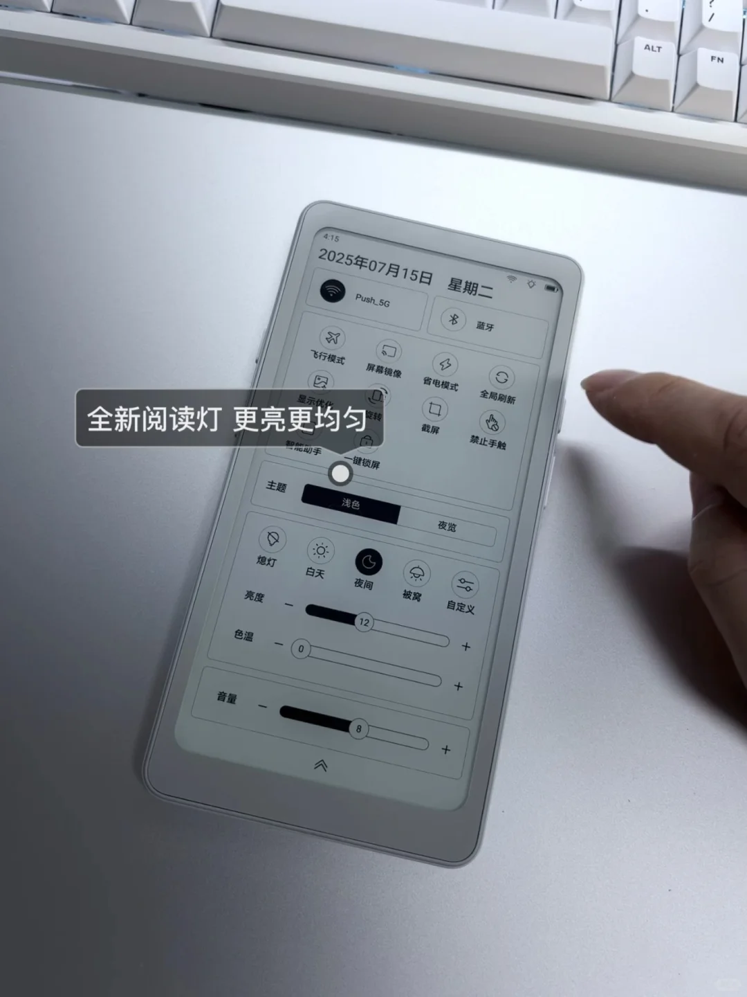 时间像海绵，请把它挤在快乐的地方