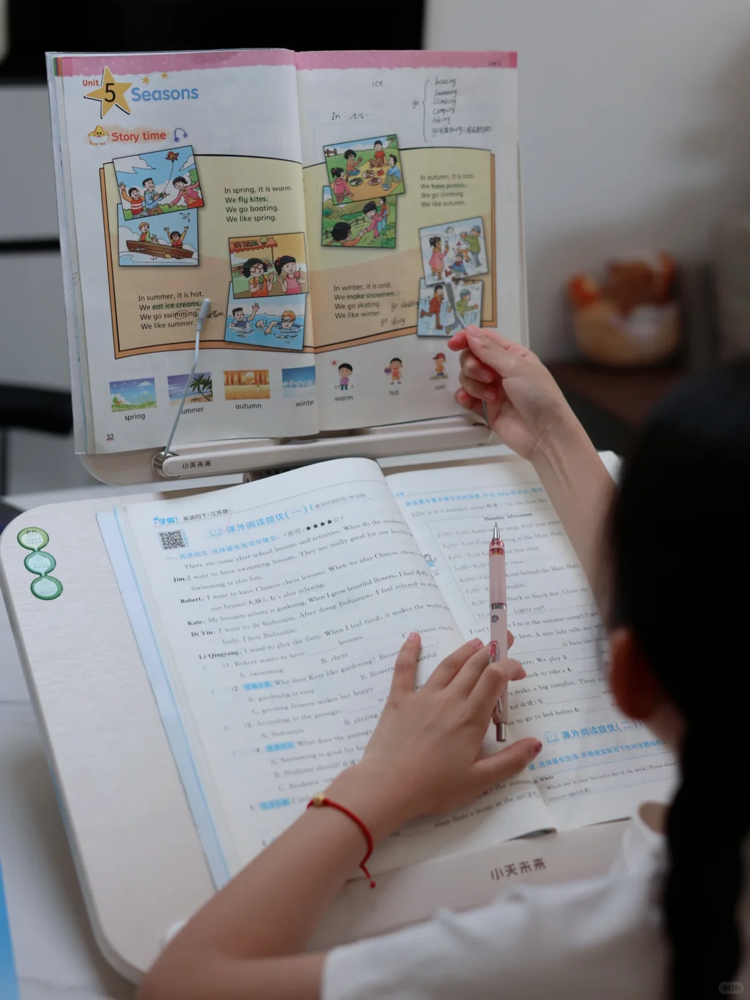 客厅📚搭子｜餐桌也能当学习桌啦❗️