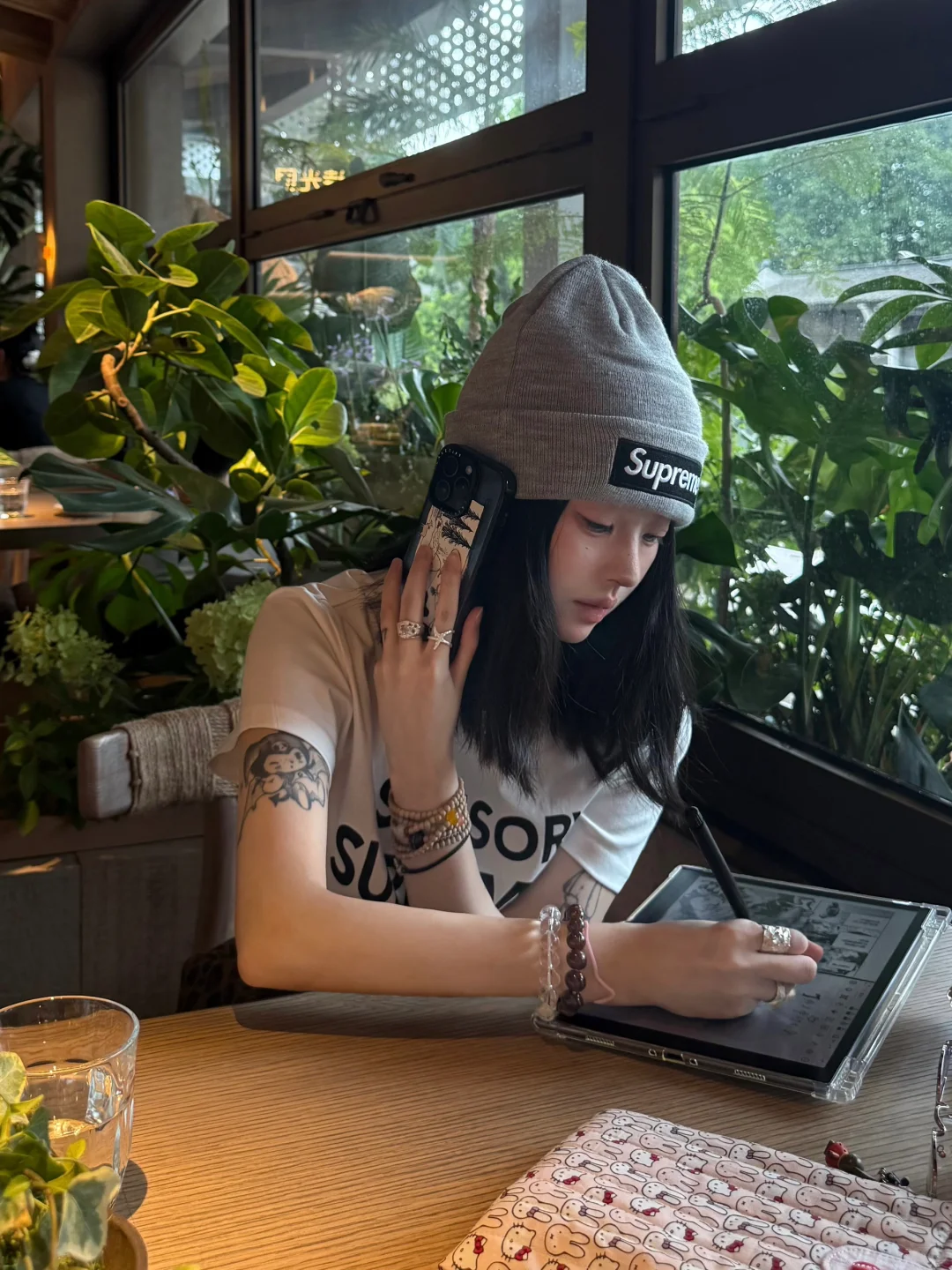 人一旦沾上墨水屏就完了。。