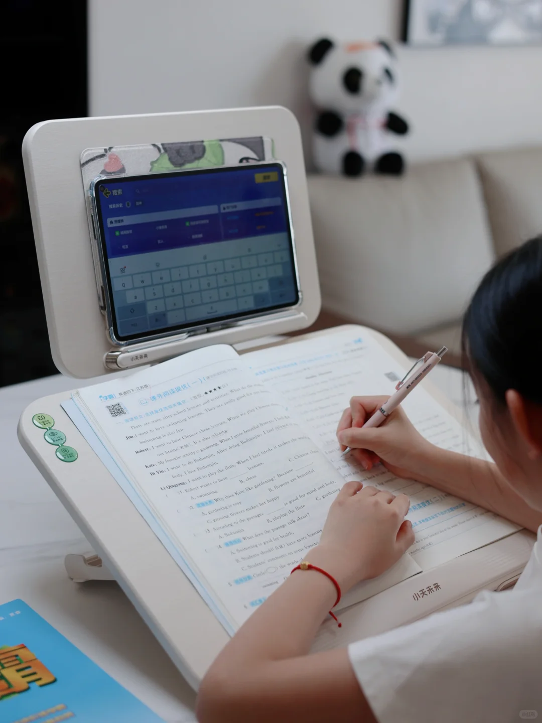 客厅📚搭子｜餐桌也能当学习桌啦❗️