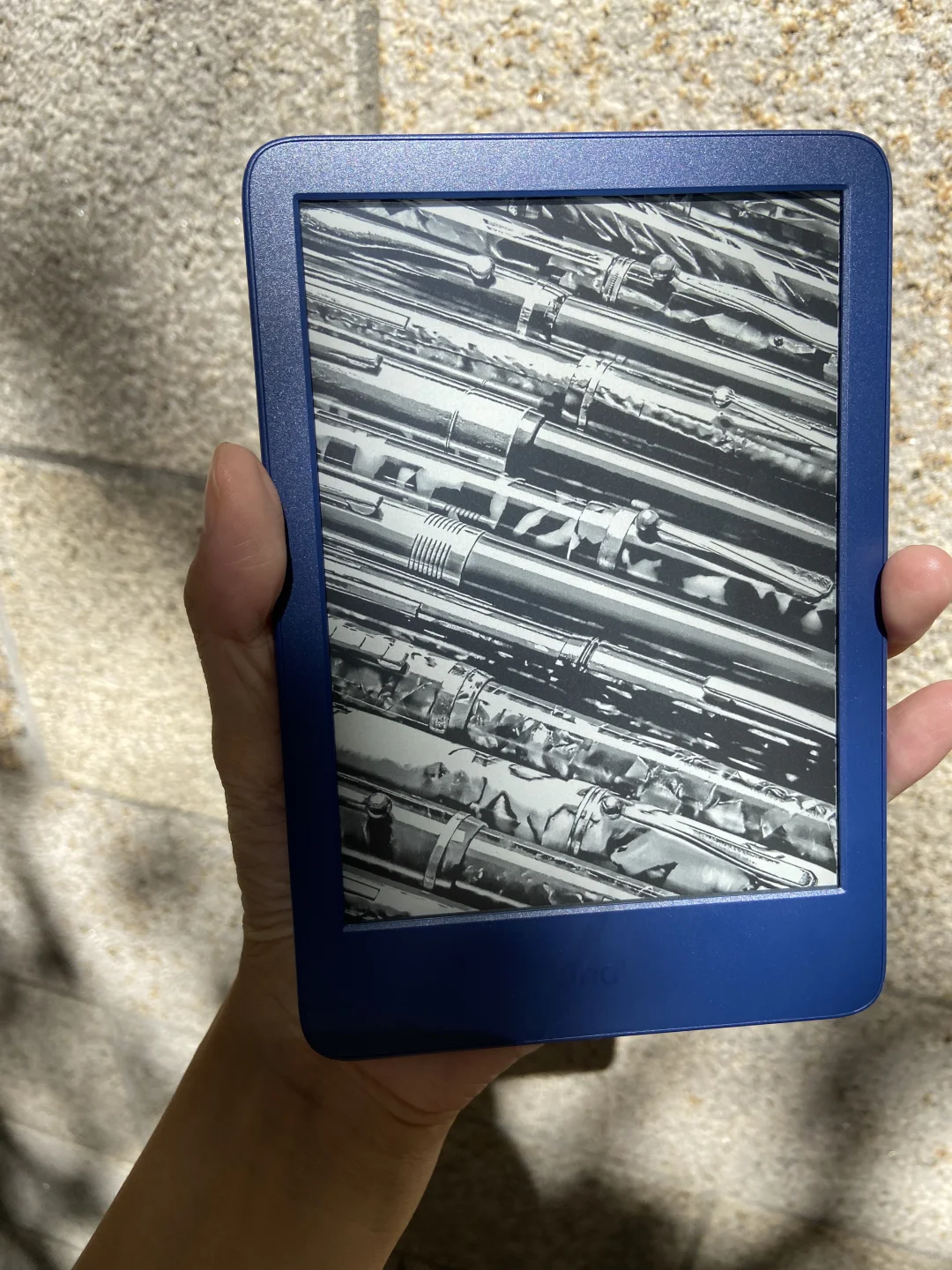 是谁2025年了，还在买2022款kindle！