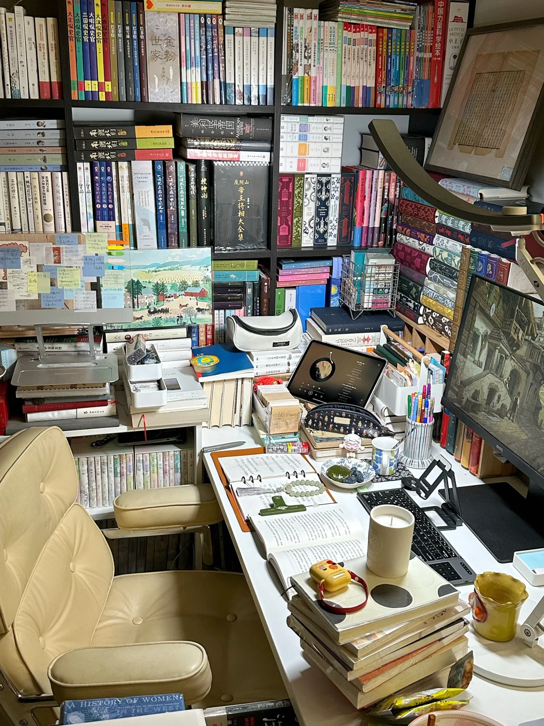 一间自己的房间 | 喝茶、吃果子、读余华的书
