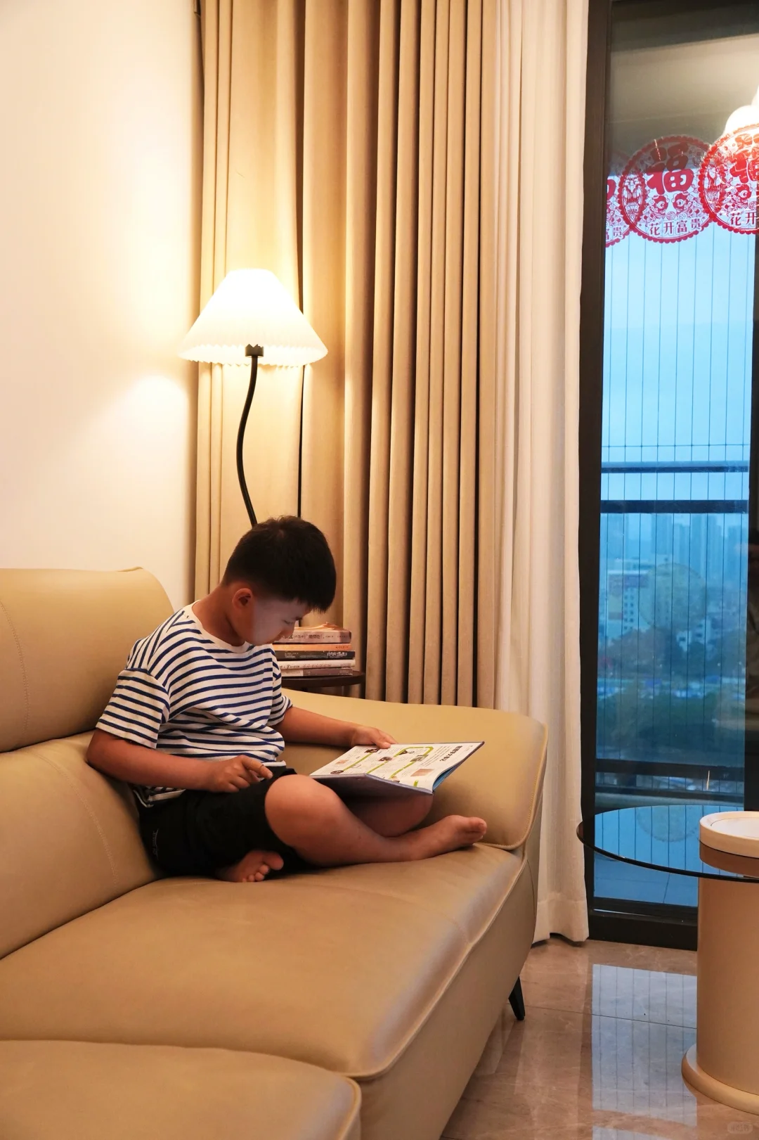 📖🌧️下雨天的周末真的很适合在家看书